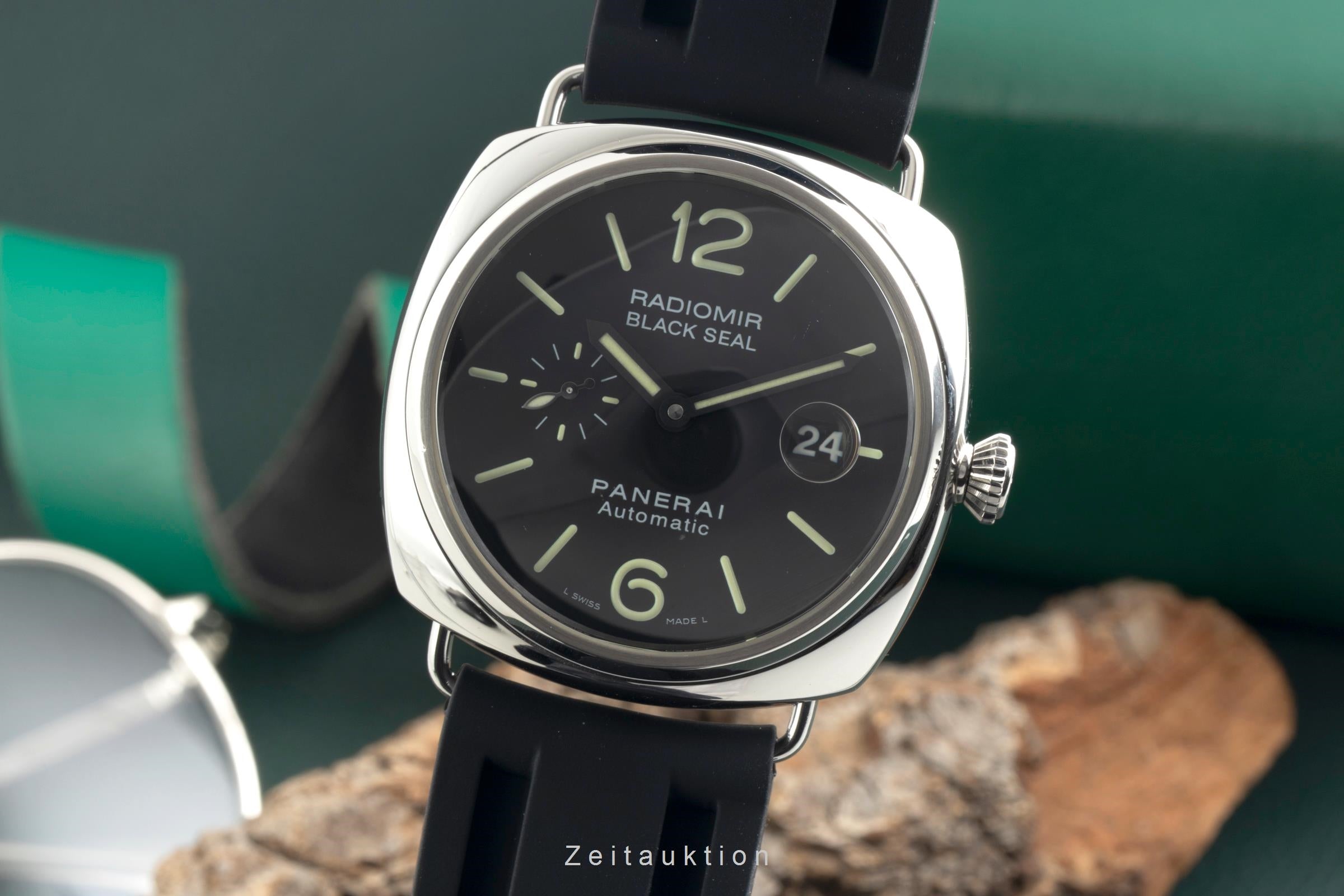 Panerai Black Seal steel automatic men's watch PAM00287  [2602699]