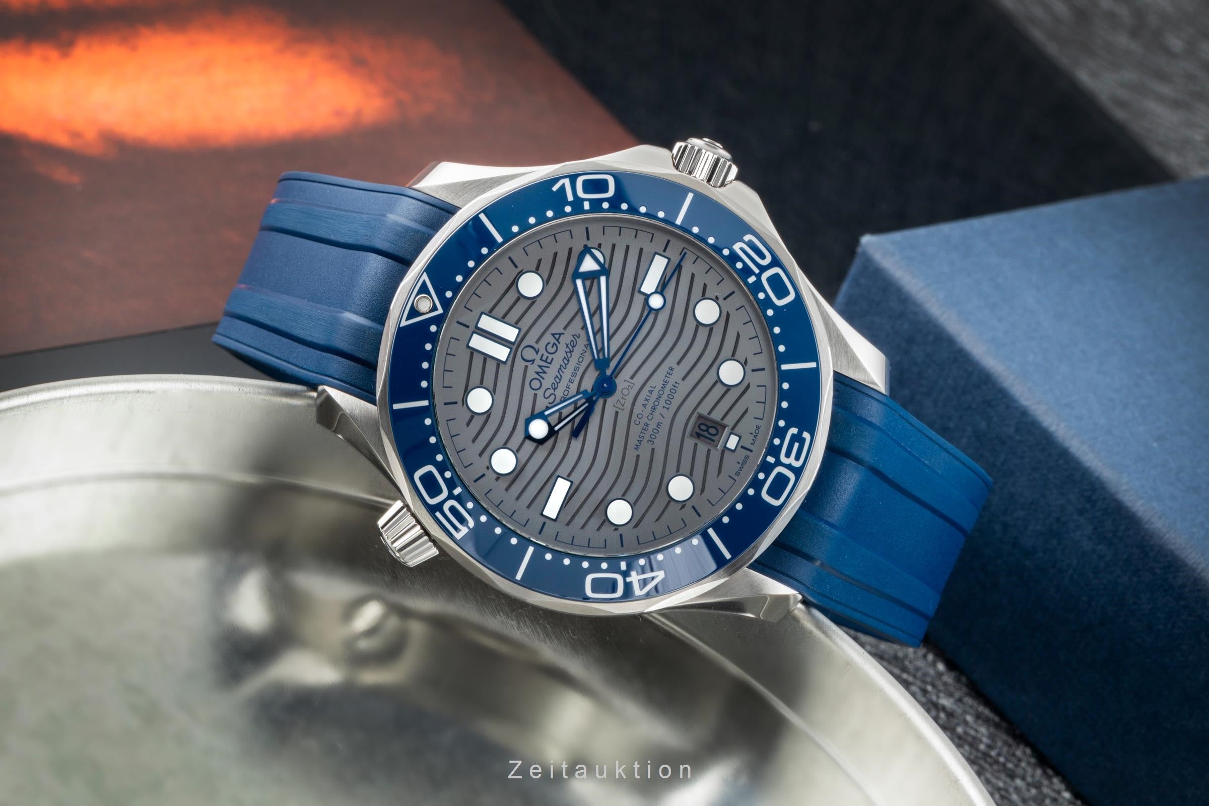 Omega Seamaster Diver 300 M Stahl Automatik Herrenuhr 210.32.42.20.06.001 B&P [2602703]