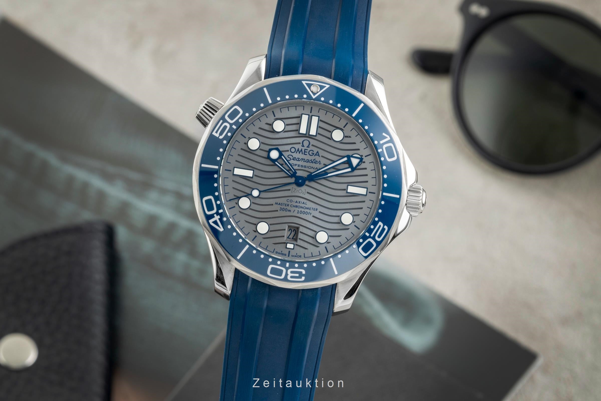 Omega Seamaster Diver 300 M Stahl Automatik Herrenuhr 210.32.42.20.06.001 B&P [2602764]