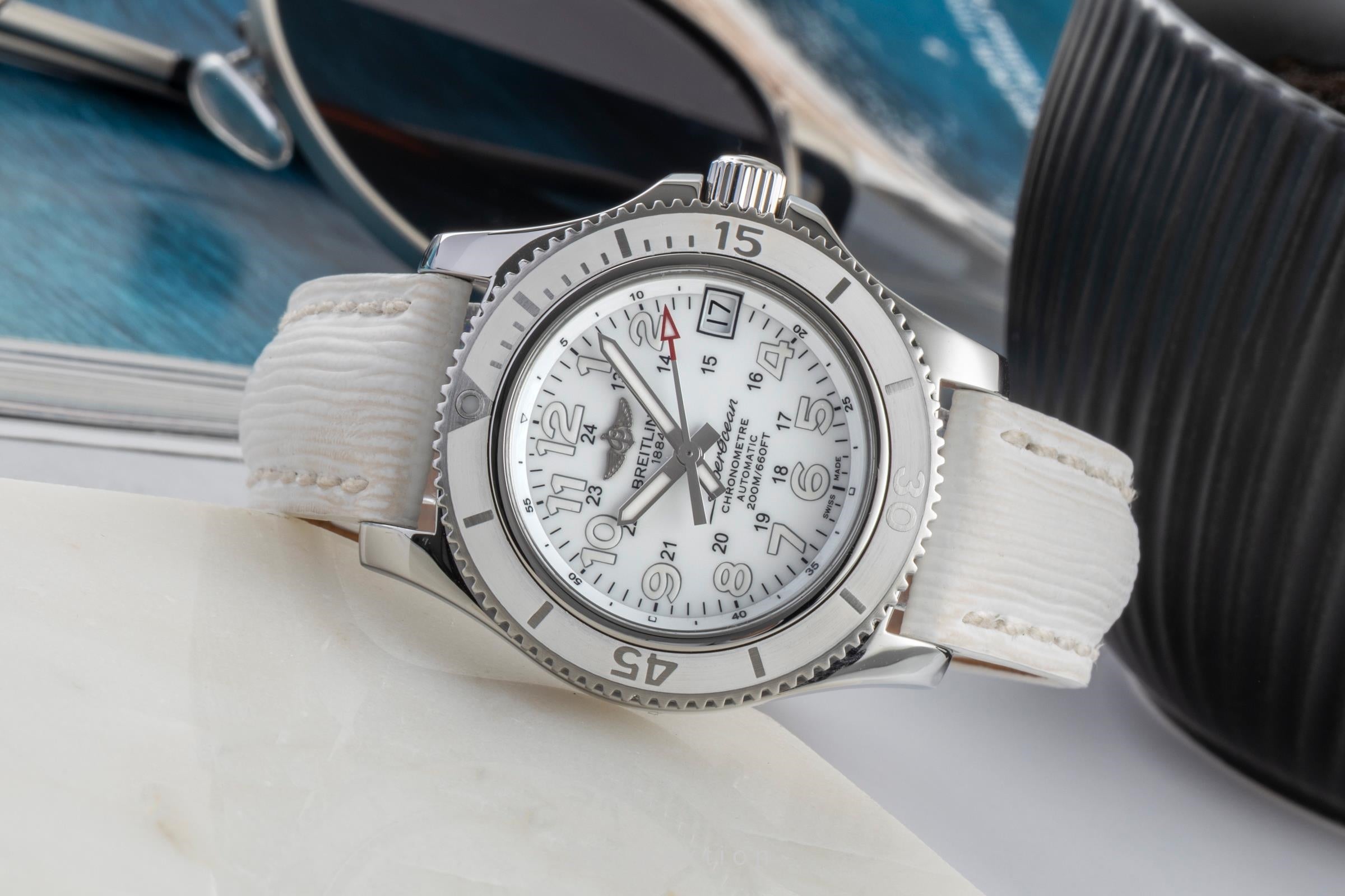 Breitling Superocean steel automatic women's watch A17312D2/A775  [2602772]