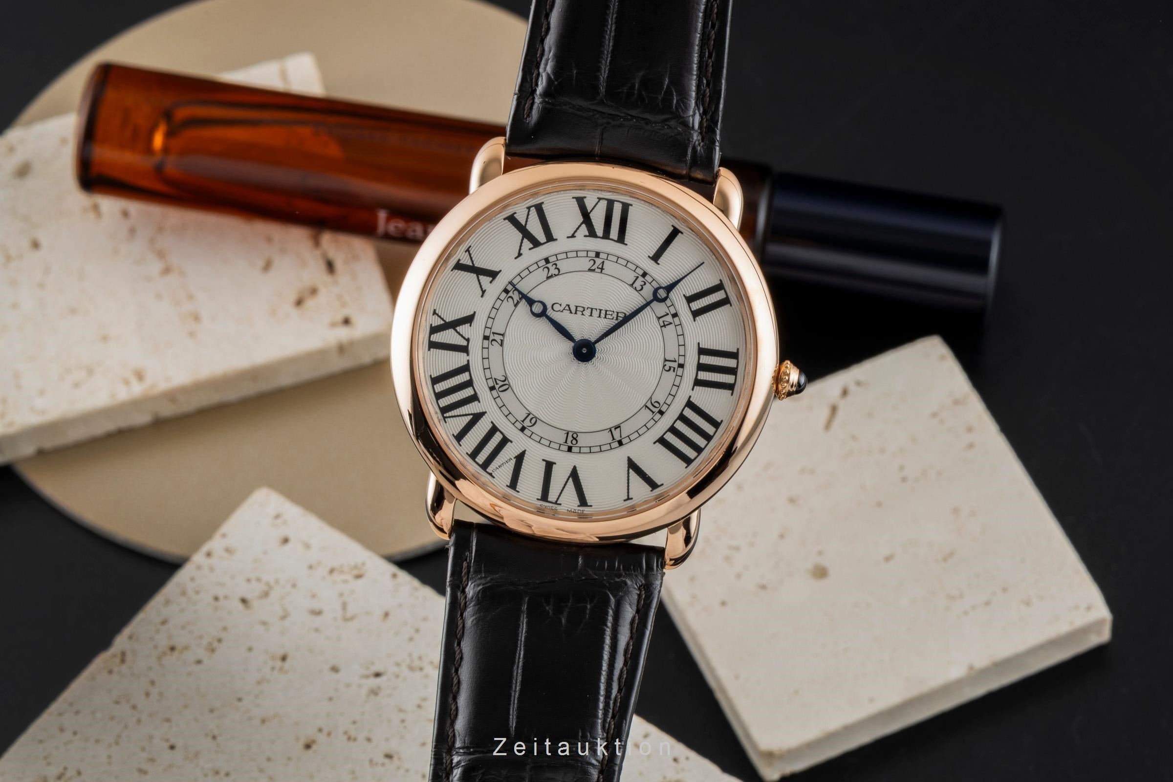 Cartier Ronde Louis Cartier 18K Gold Handaufzug Herrenuhr Ref. W6801004  [2602777]