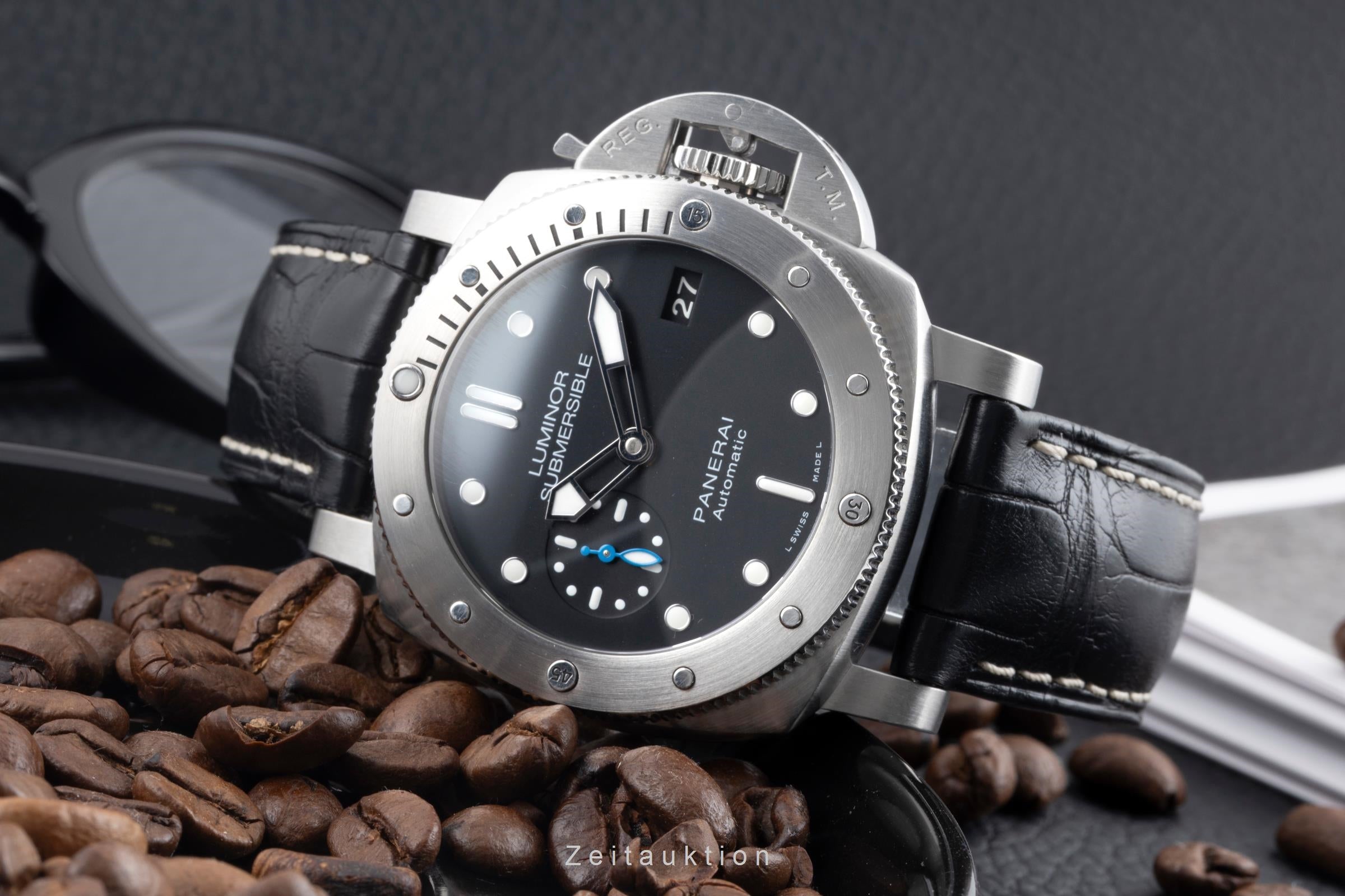 Panerai Submersible steel automatic men's watch PAM00682  [2602779]