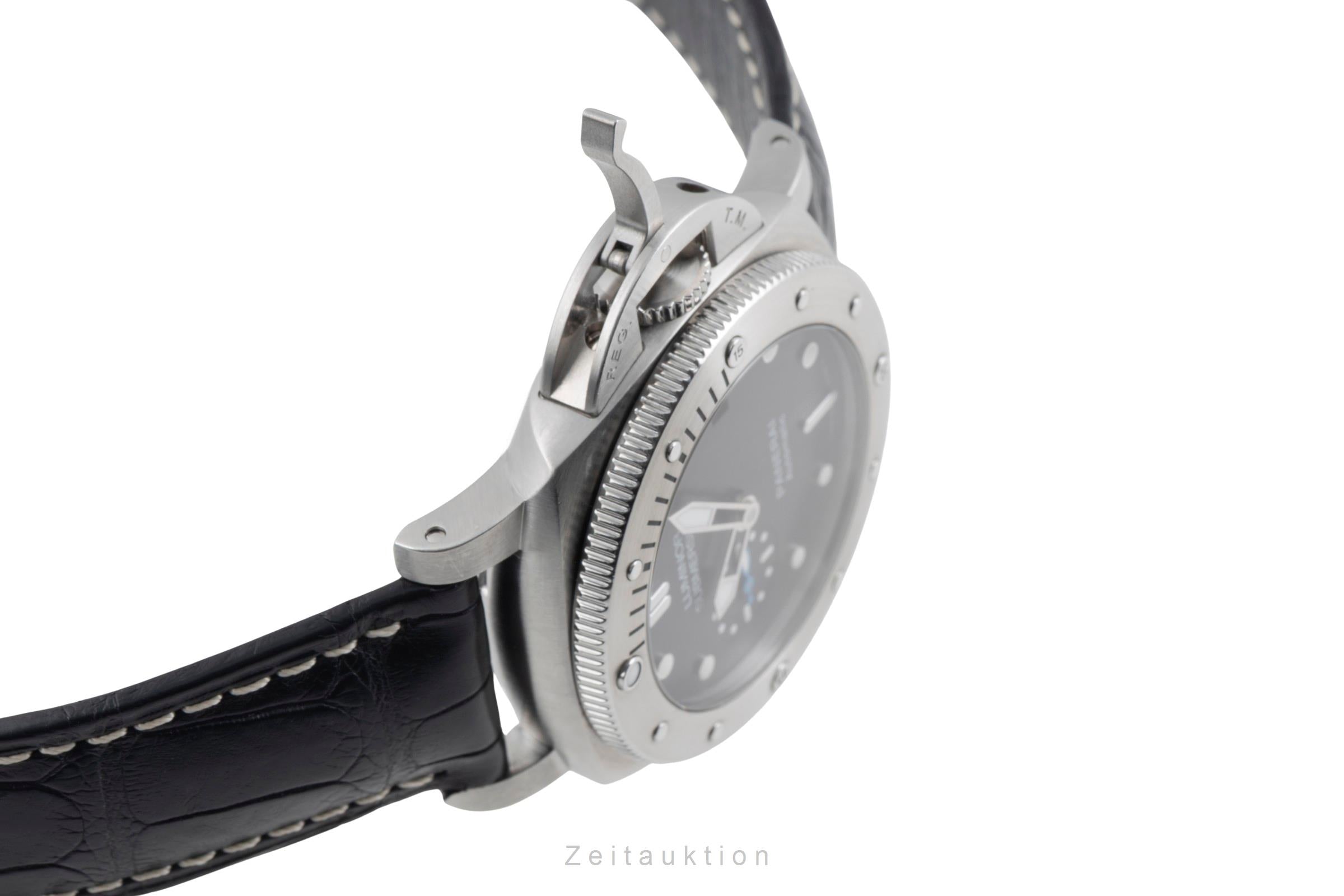 Panerai Submersible steel automatic men's watch PAM00682  [2602779]