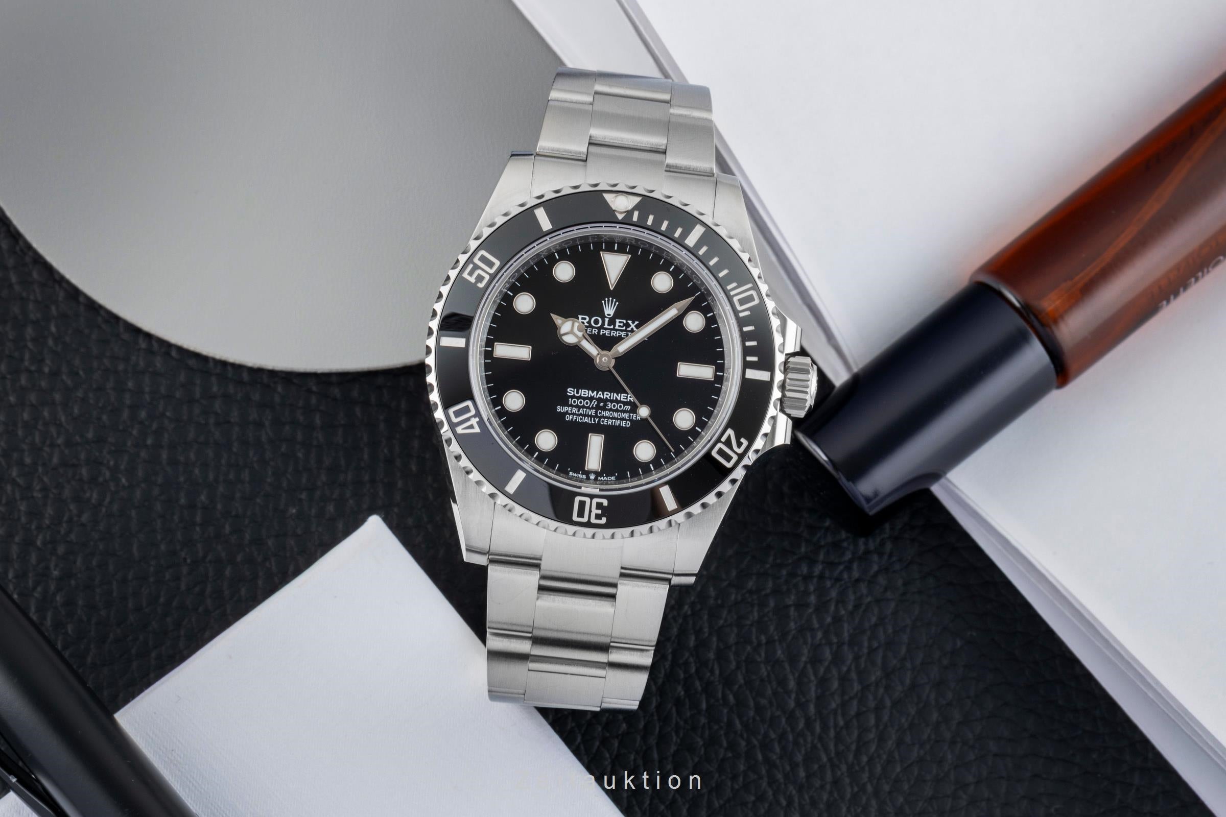 Rolex Submariner steel automatic men's watch 124060  [2602806]