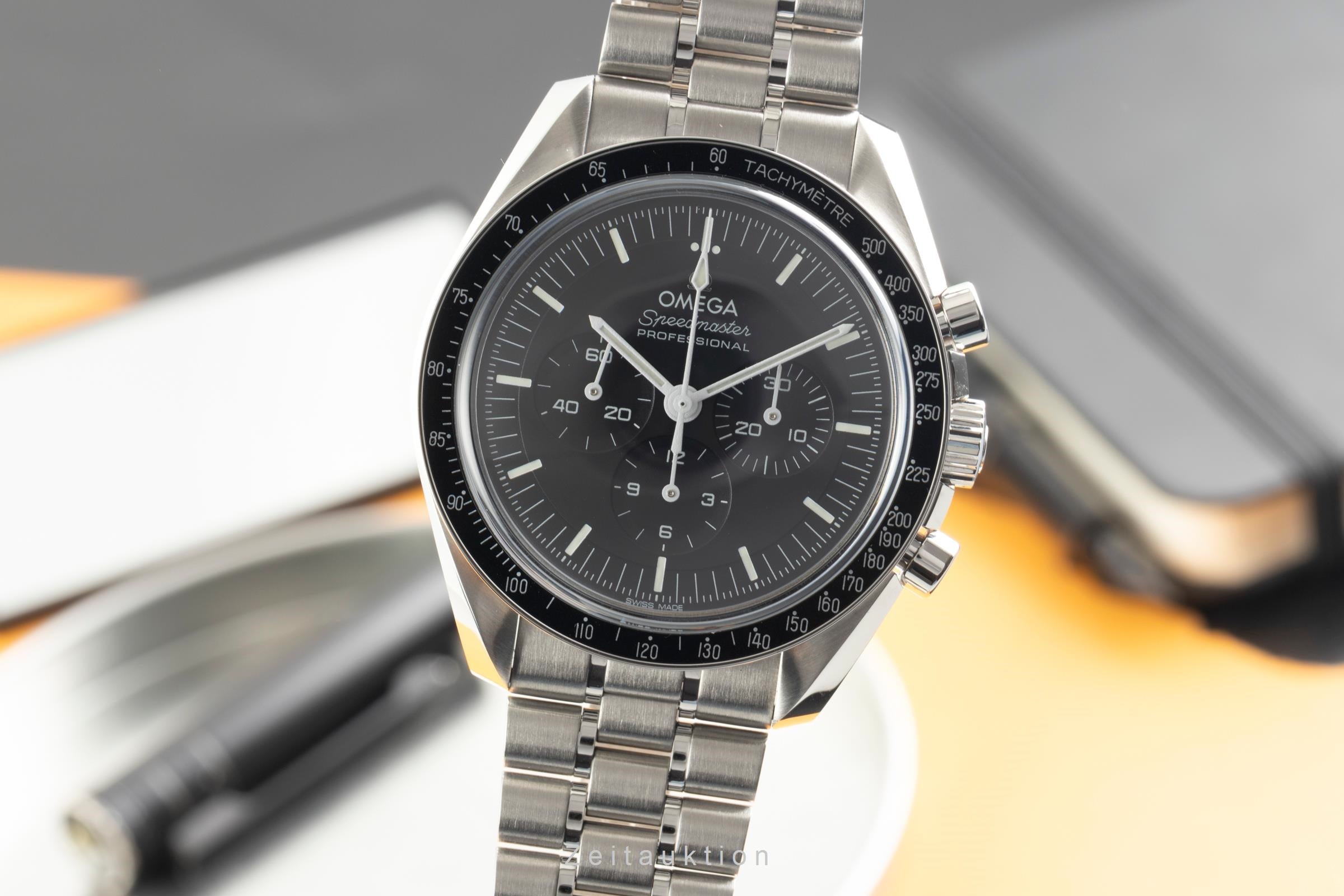 Omega Speedmaster Moonwatch Chronograph Ref. 310.30.42.50.01.002 B&P 2025 [2602870]