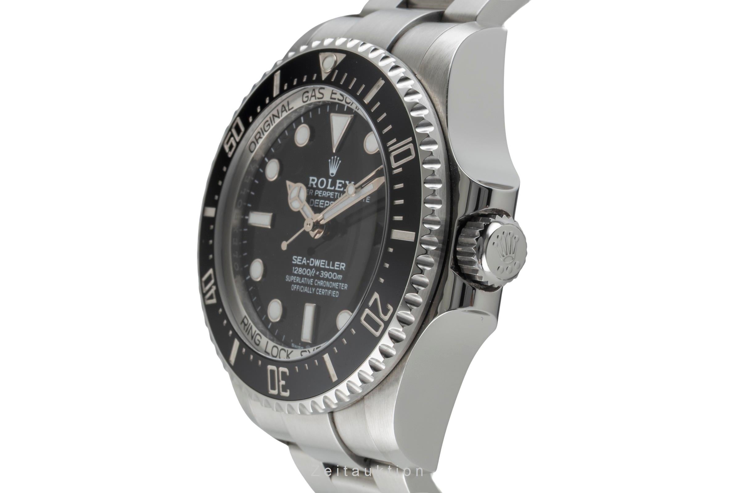 Rolex Sea-Dweller steel automatic men's watch 126660  [2602895]
