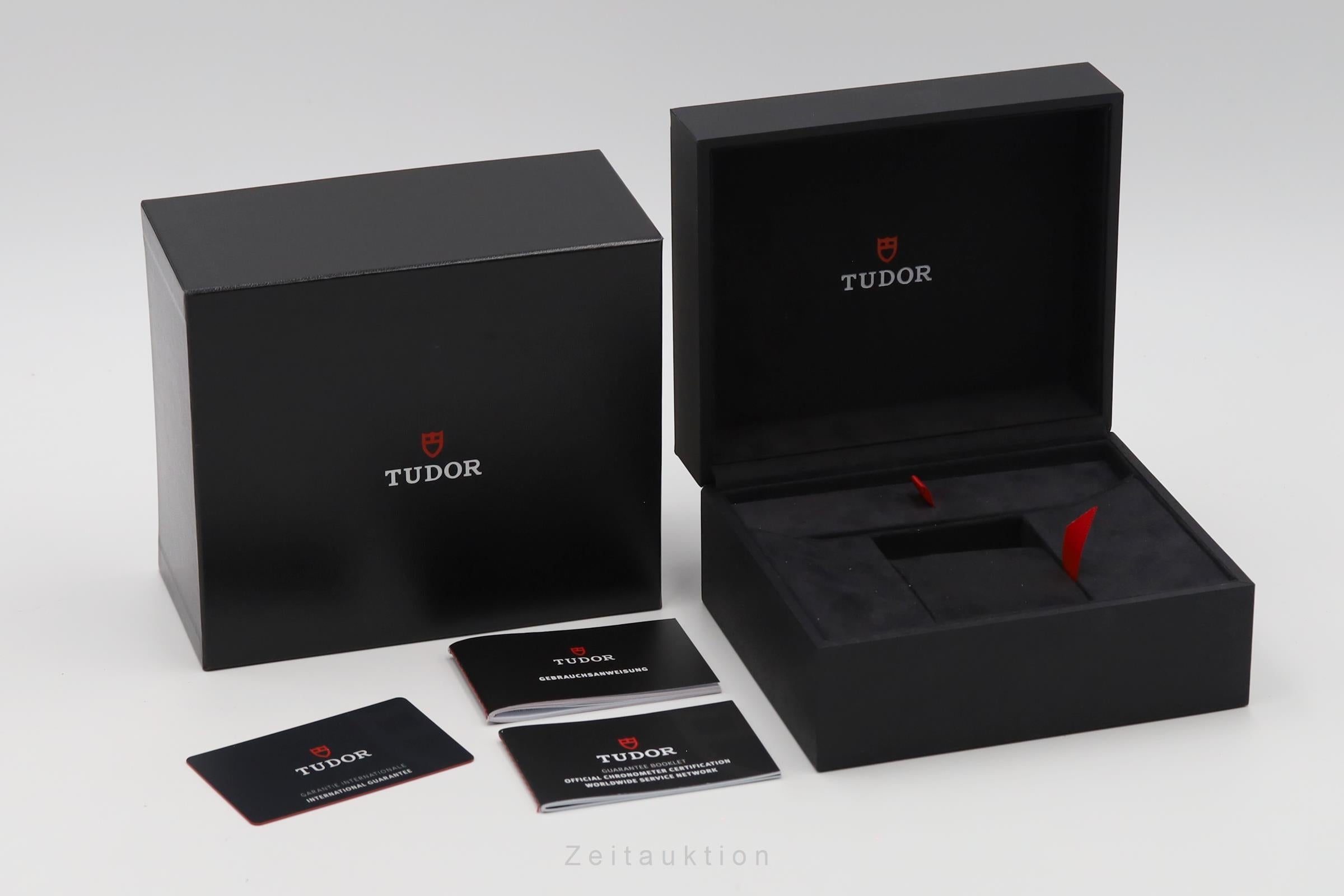 Tudor Black Bay Pro Edelstahl Automatik Herrenuhr Ref. M79470-0001 B&P 2022 [2602906]
