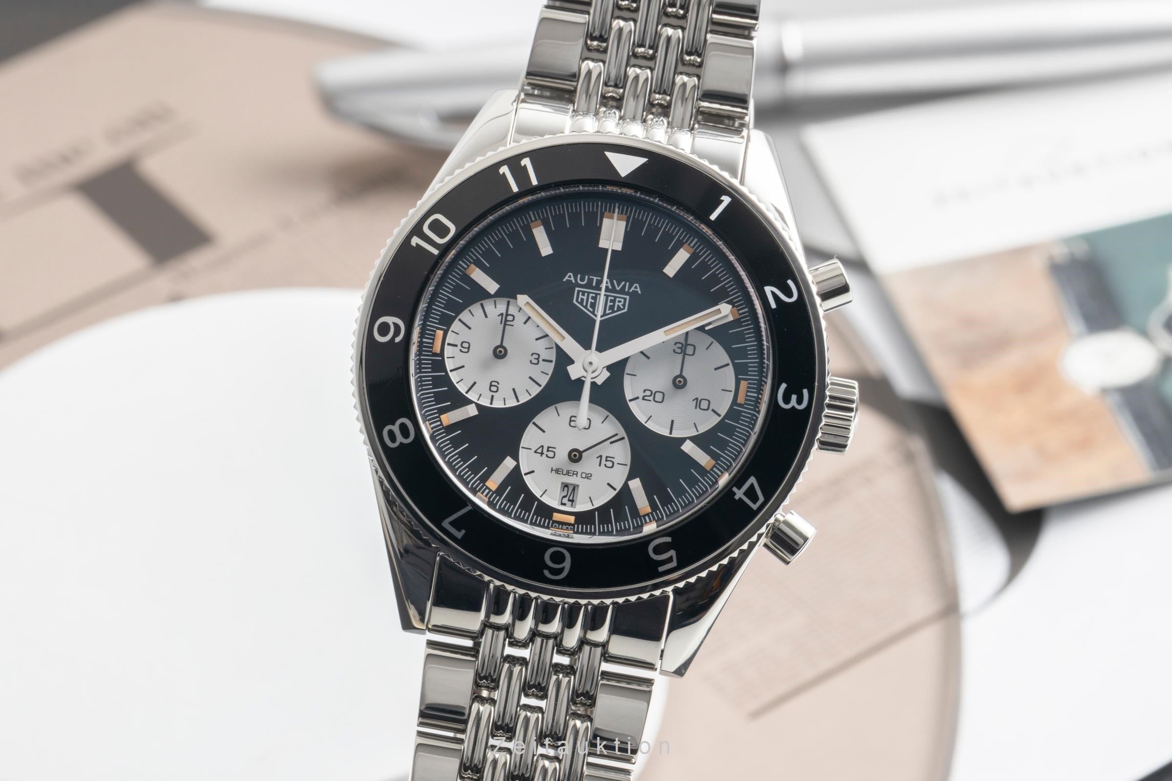 Tag Heuer Autavia chronograph steel automatic men's watch CBE2110.BA0687  [2602923]