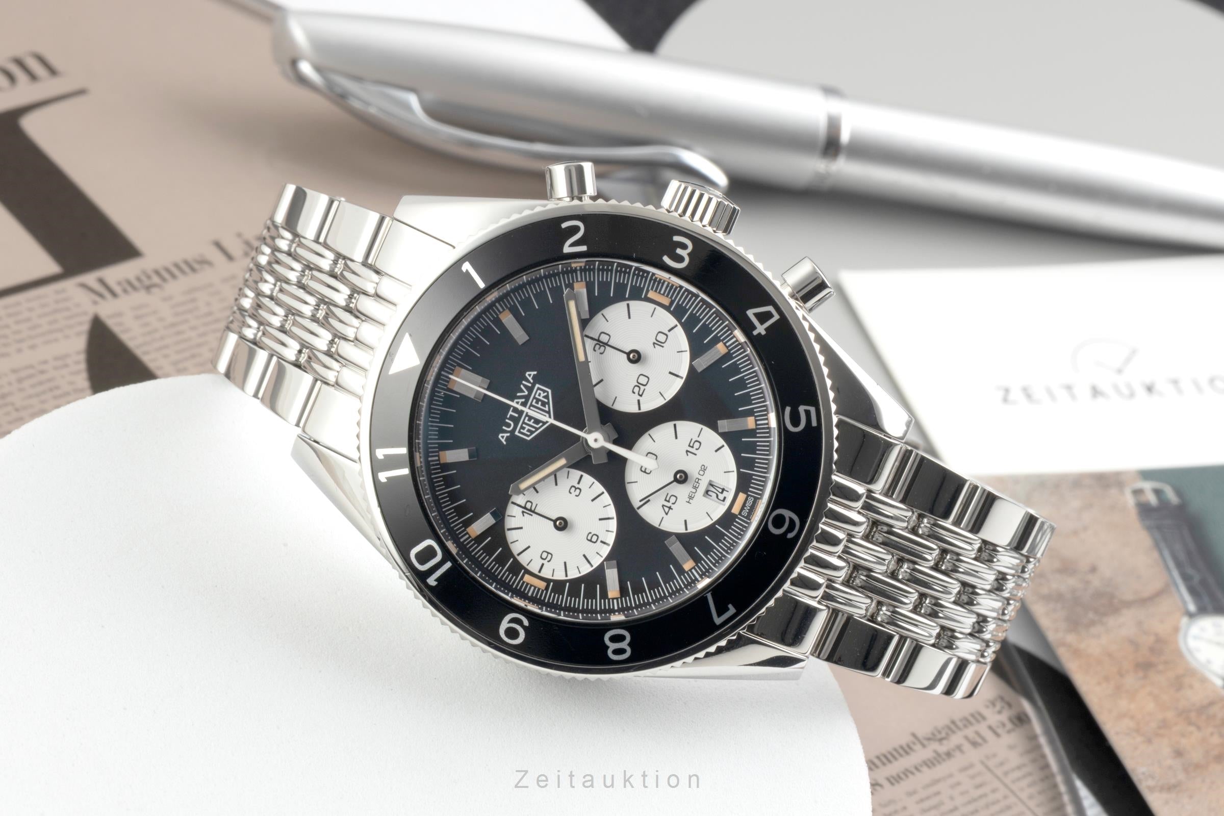 Tag Heuer Autavia chronograph steel automatic men's watch CBE2110.BA0687  [2602923]