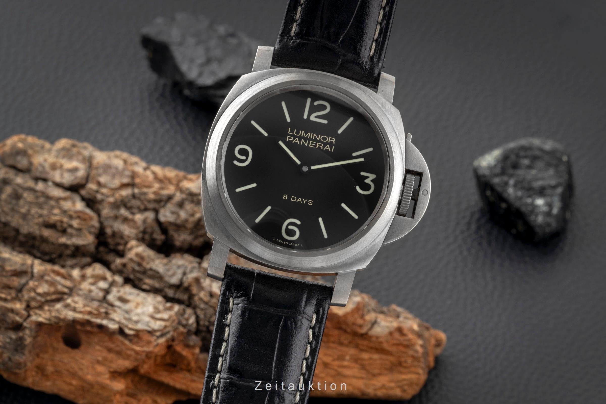 Panerai Luminor  titanium manual winding men's watch PAM00562  [2602927]