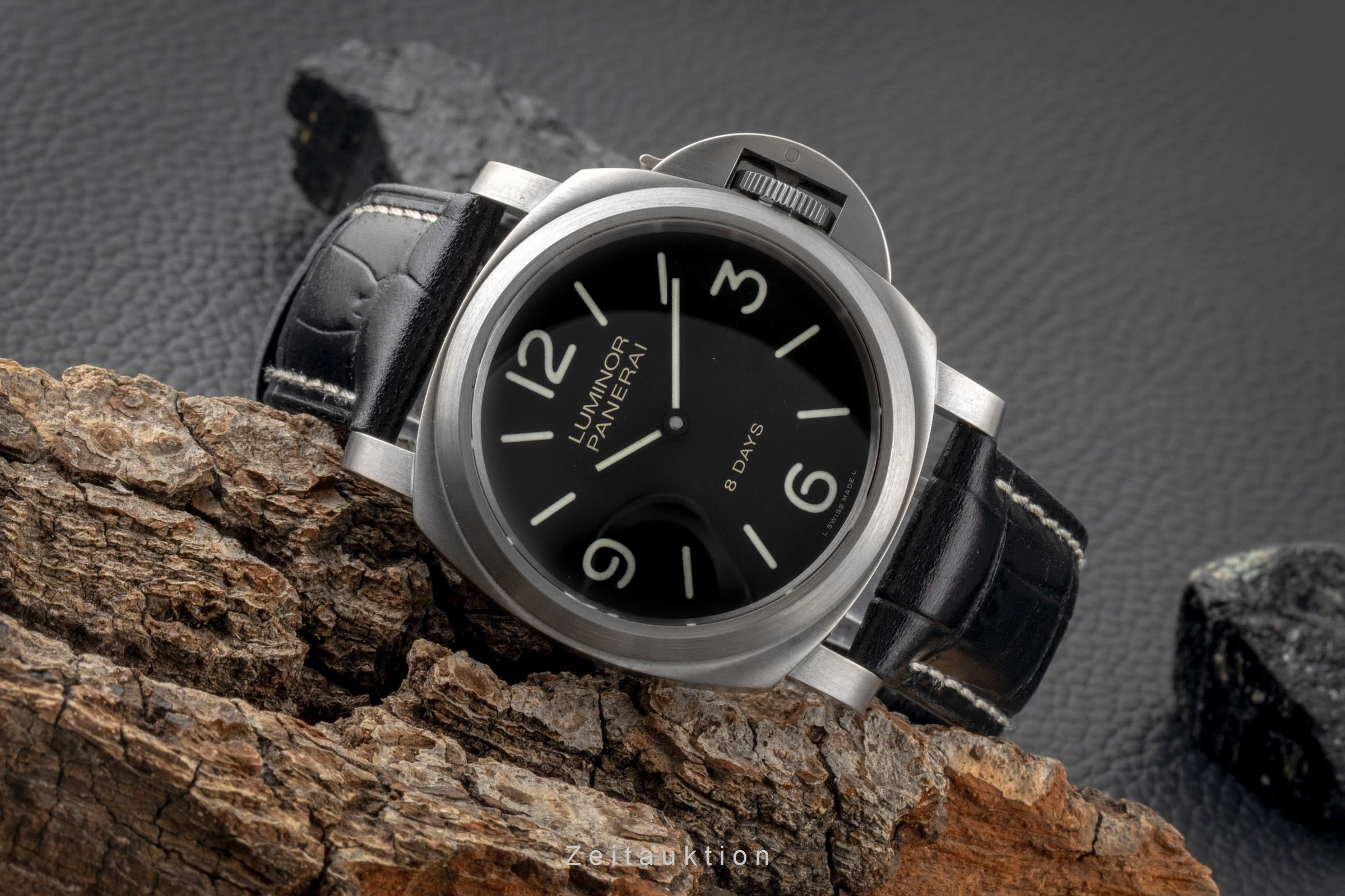 Panerai Luminor  titanium manual winding men's watch PAM00562  [2602927]