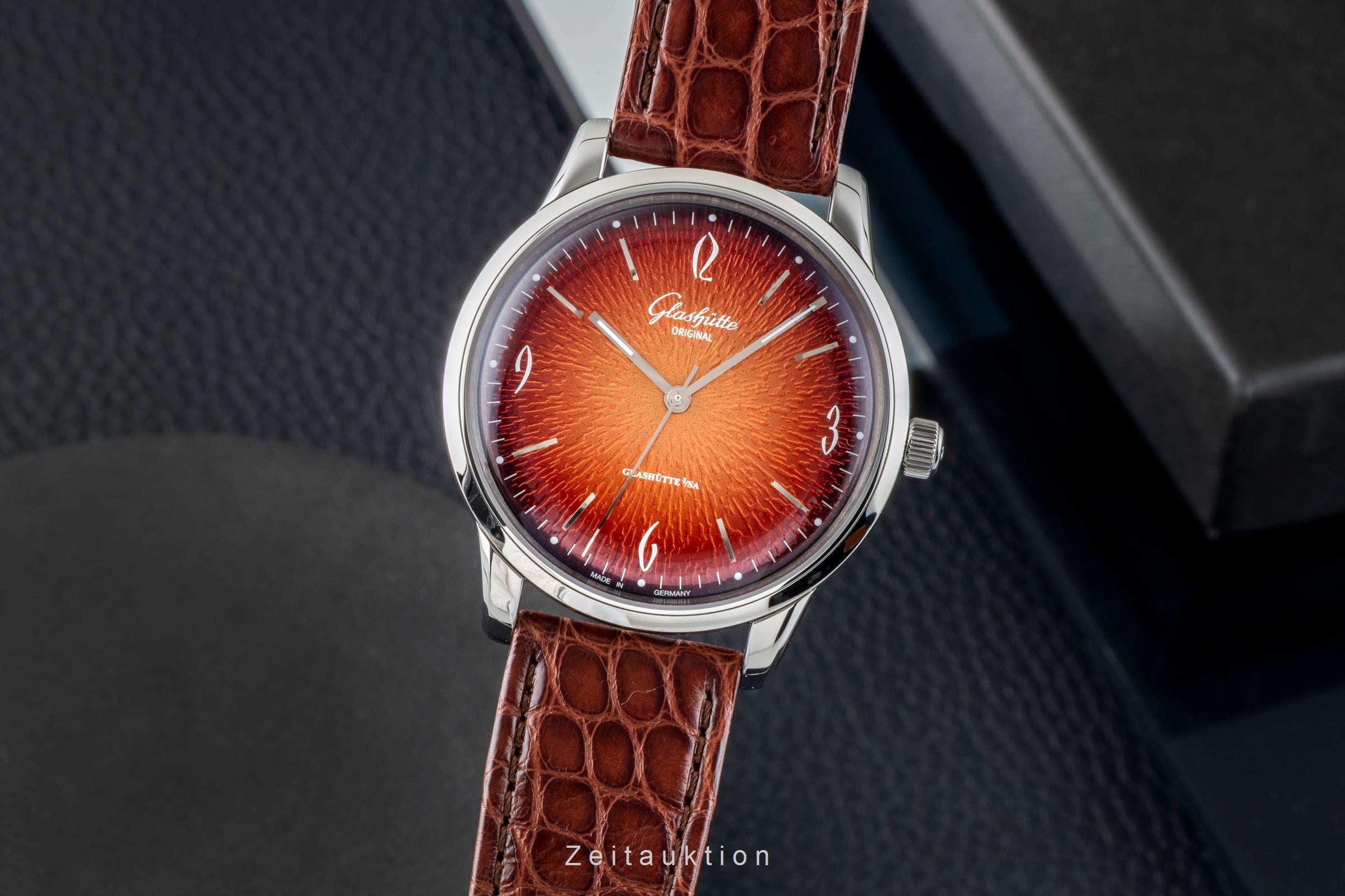 Glashütte Sixties steel automatic men's watch 1-39-52-13-02-04 LP: 7100EUR  [2602940]
