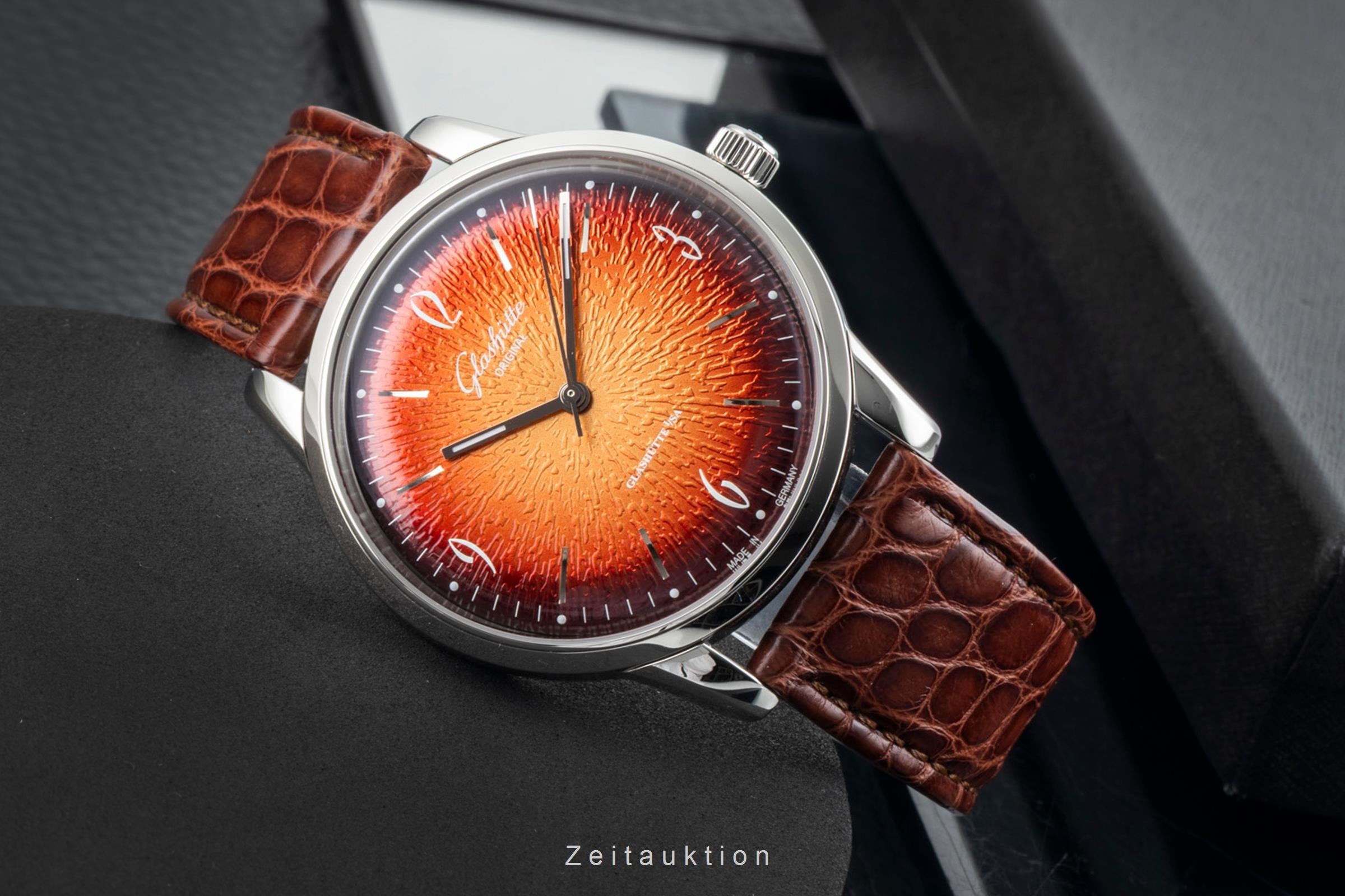 Glashütte Original Sixties Orange Automatik Ref. 1-39-52-13-02-04 B&P NP: 7100€ [2602940]