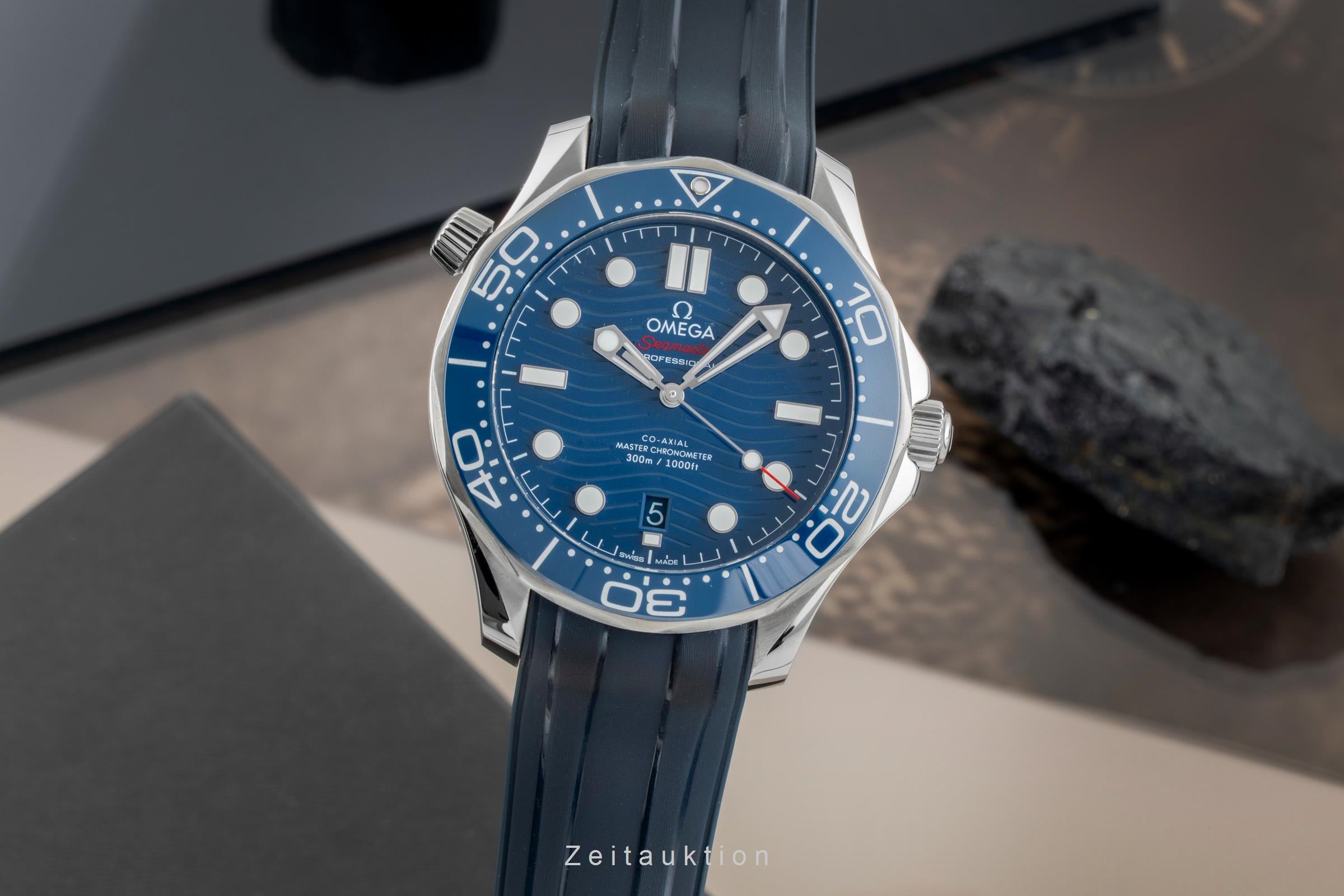 Omega Seamaster steel automatic men's watch 210.30.42.20.03.001  [2602957]