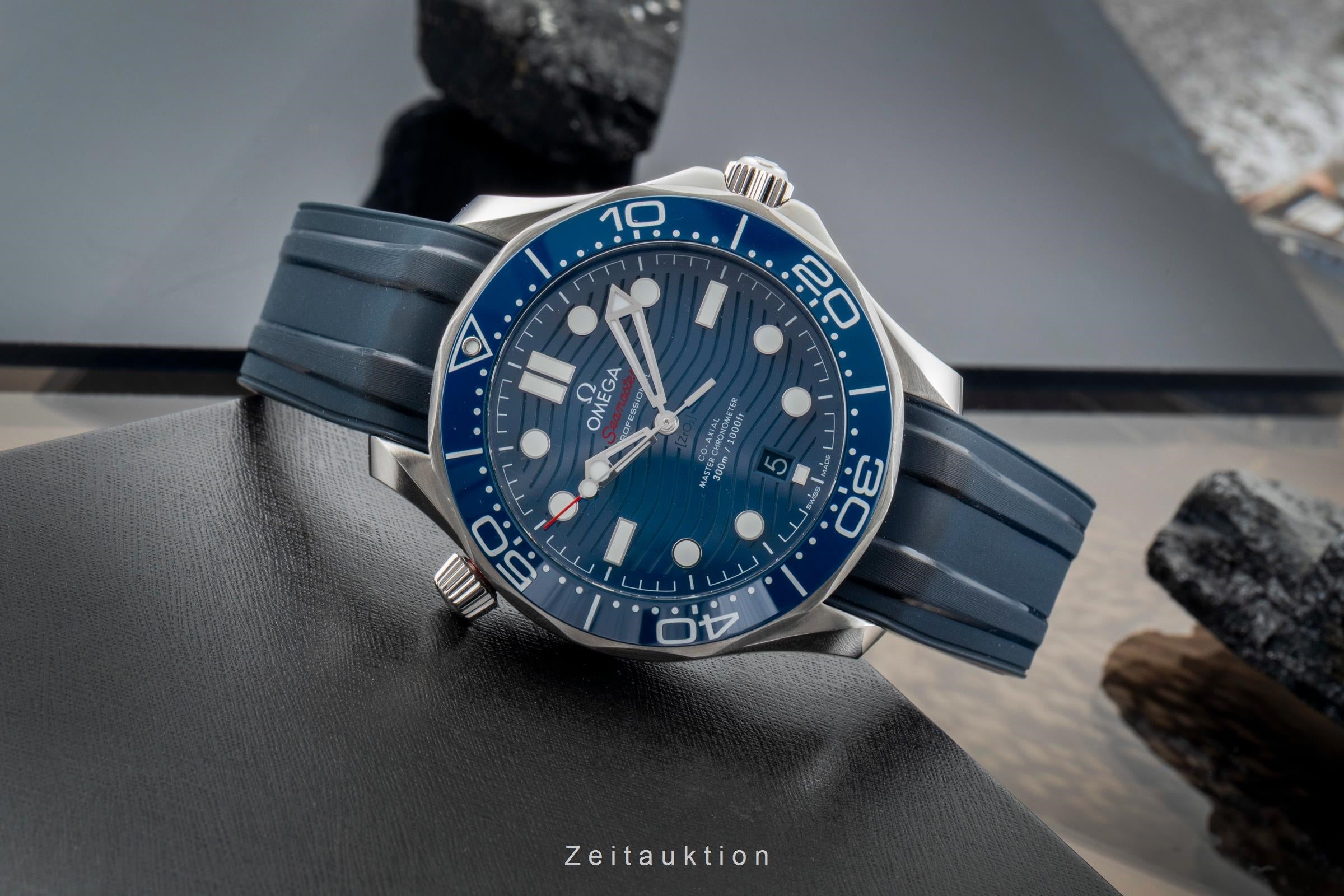 Omega Seamaster steel automatic men's watch 210.30.42.20.03.001  [2602957]
