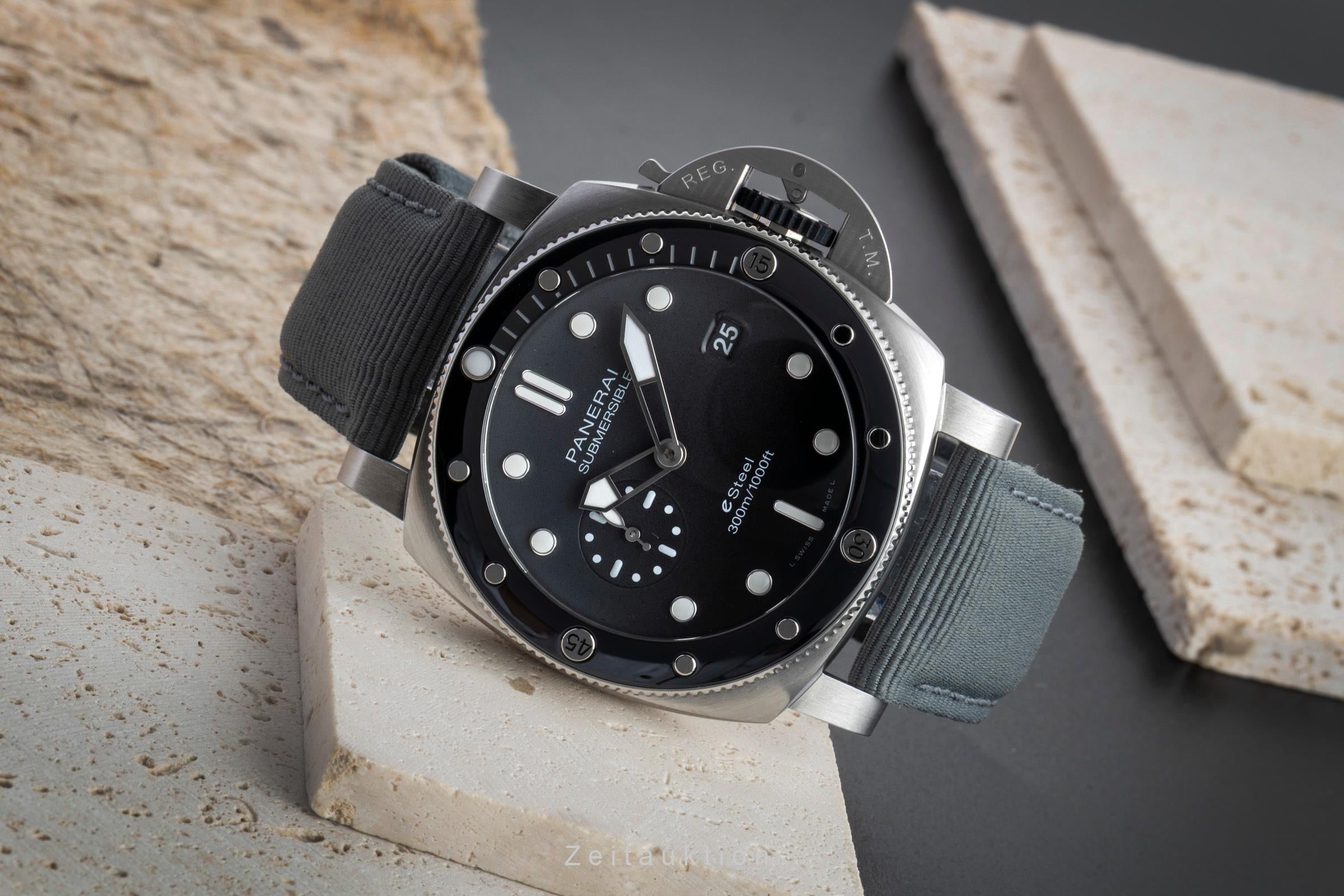 Panerai Submersible steel automatic men's watch PAM01288 LP: 11800EUR  [2602991]