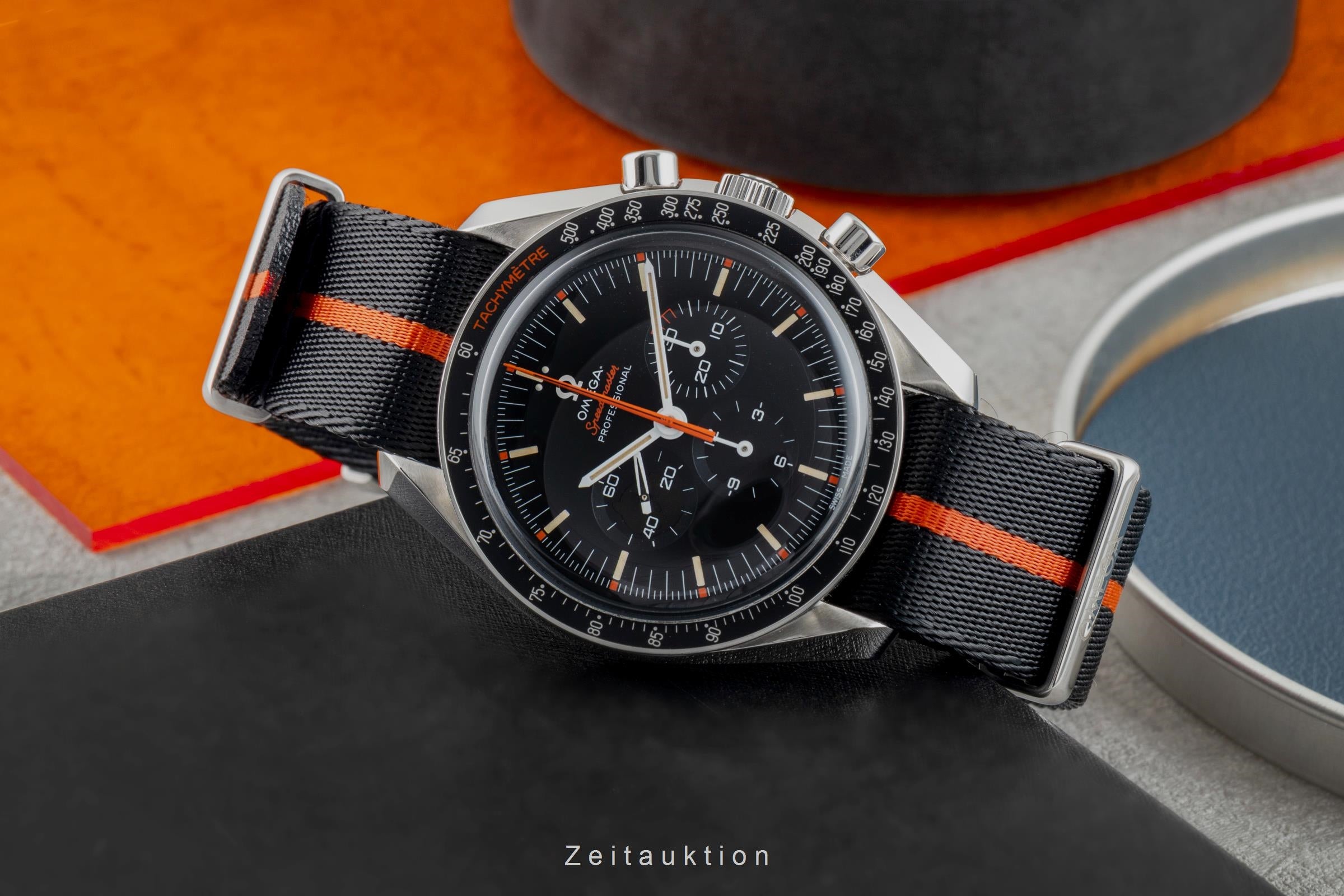 Omega Speedmaster Speedy Tuesday Ultraman Ref. 311.12.42.30.01.001 B&P 2018 [2603051]