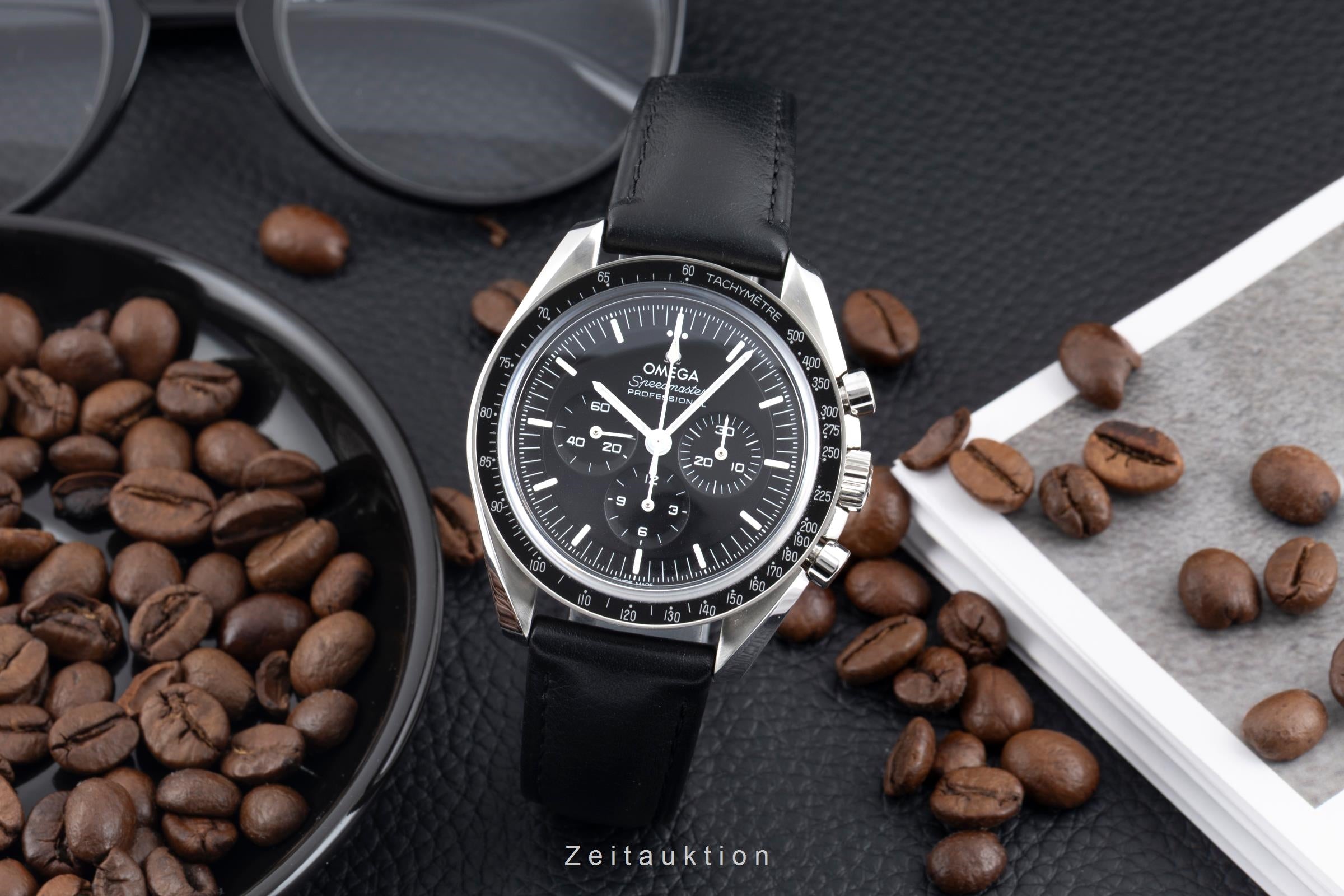 Omega Speedmaster Moonwatch Handaufzug Ref. 310.32.42.50.01.002 B&P NP: 8300,- € [2603062]
