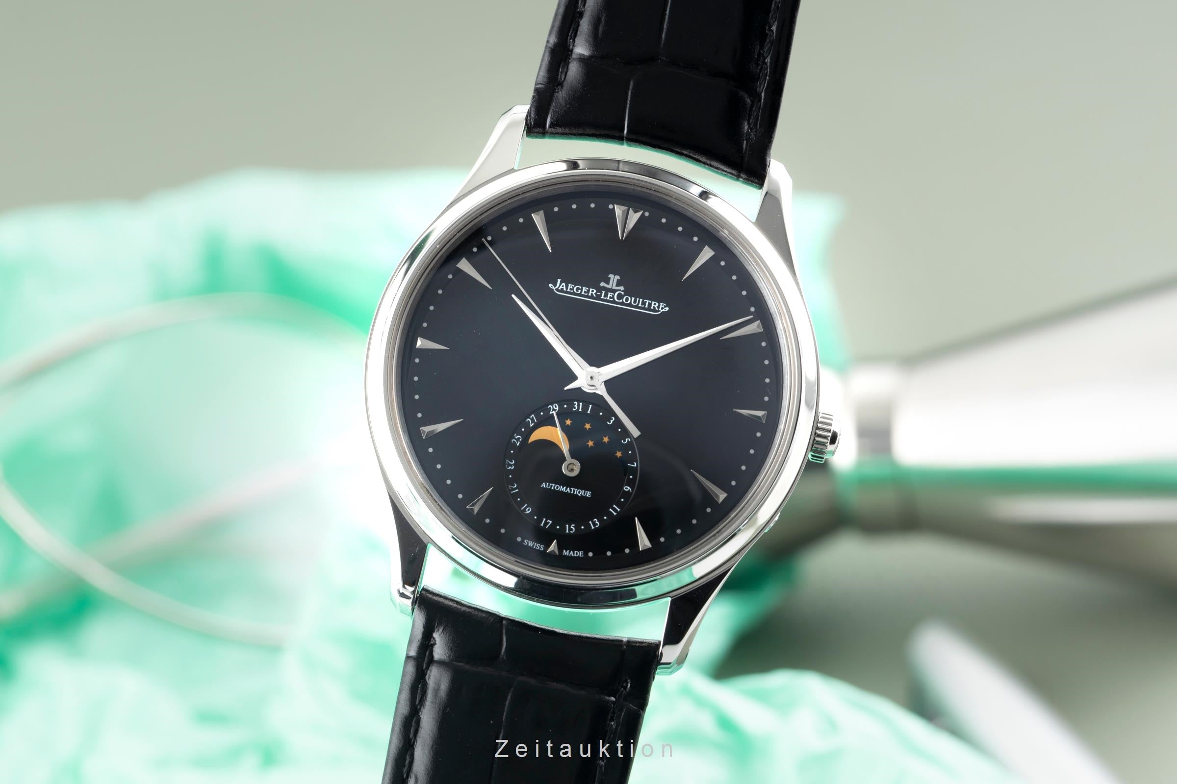 Jaeger LeCoultre Master Ultra Thin steel automatic men's watch Q1368470  , 176.8.64.S  [2603105]