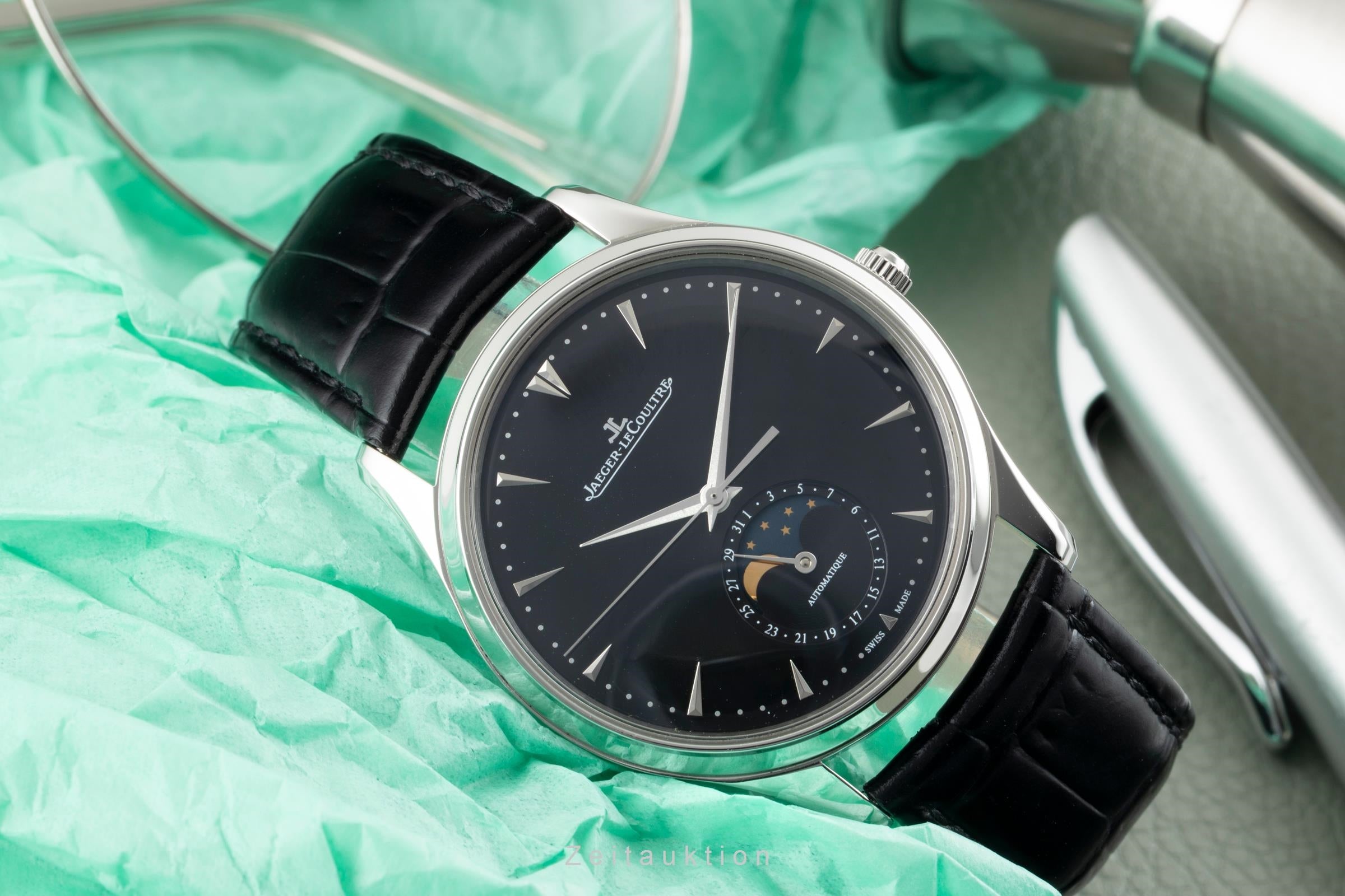 Jaeger LeCoultre Master Ultra Thin steel automatic men's watch Q1368470  , 176.8.64.S  [2603105]