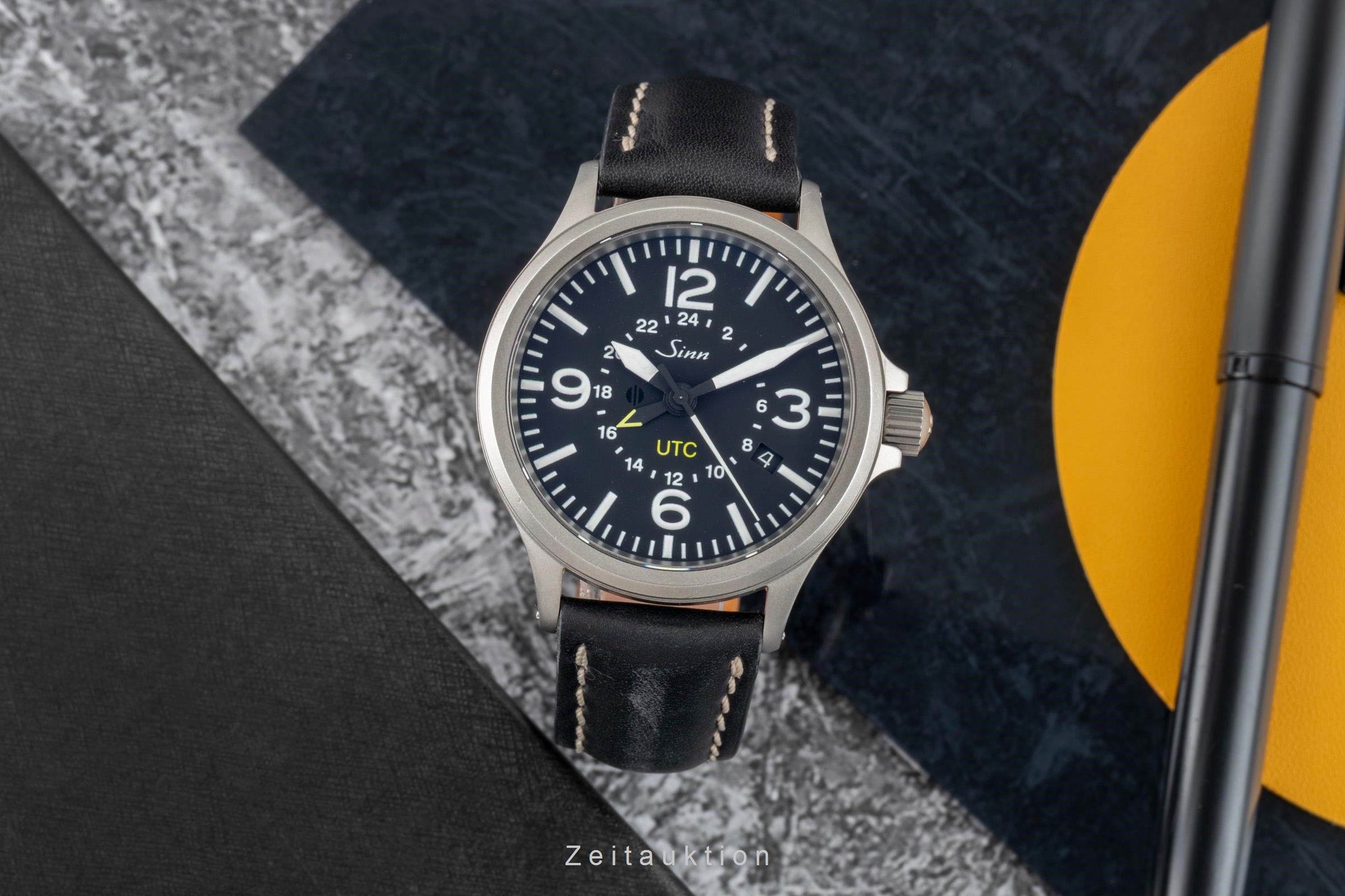 Sinn 856 UTC steel automatic men's watch 856.010 LP: 2110EUR  [2603116]