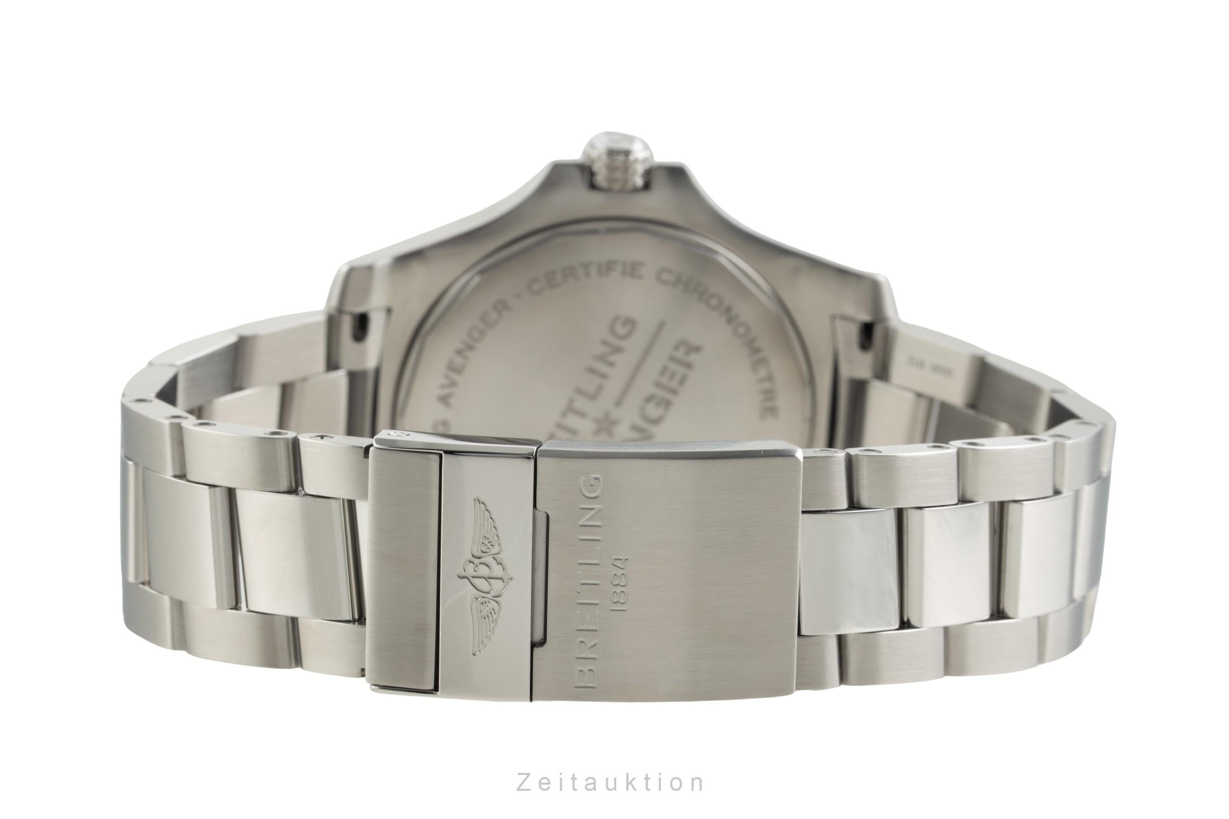 Breitling Avenger steel automatic men's watch A32395101C1A1  [2603139]