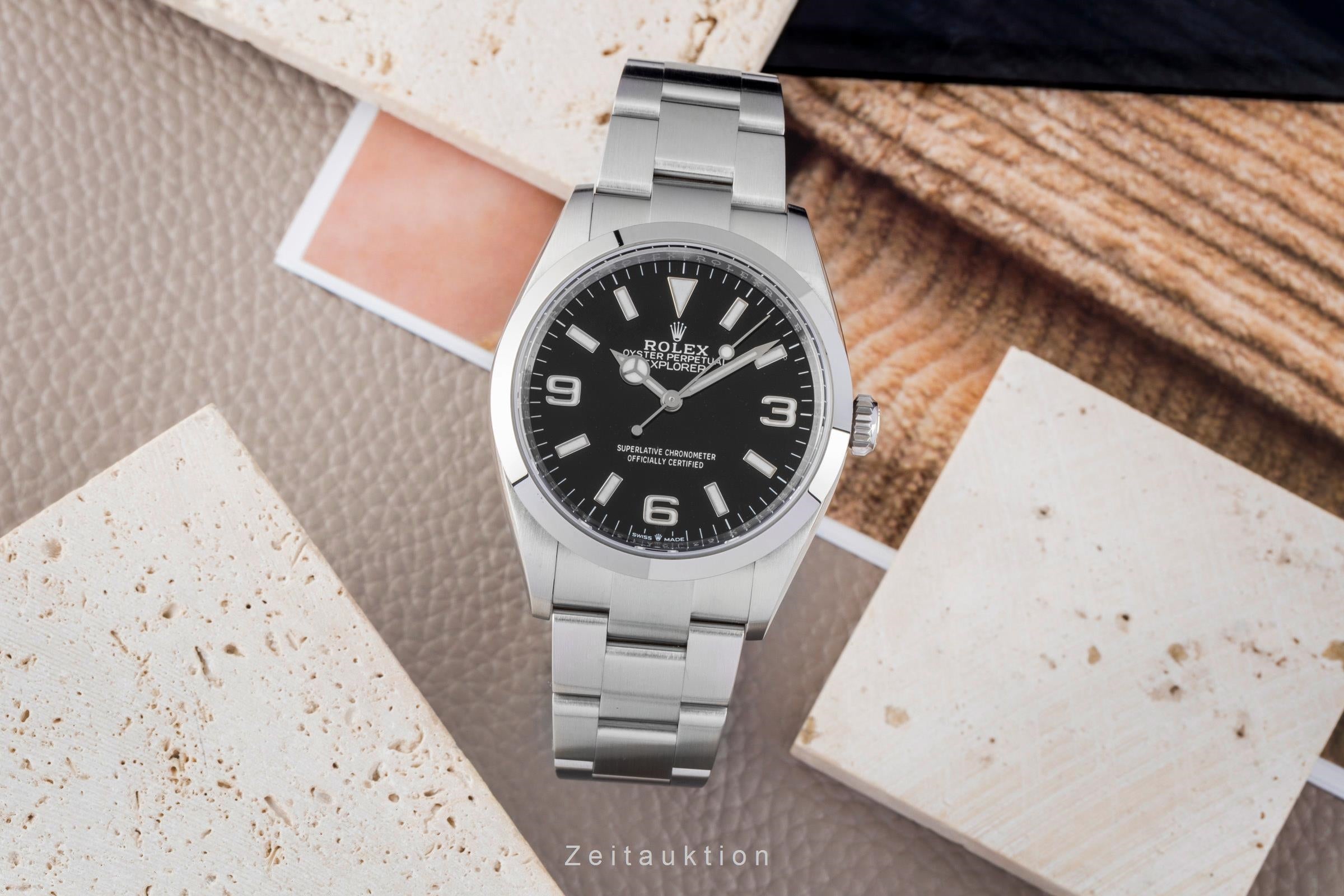 Rolex Explorer steel automatic men's watch M124270-0001  [2603167]