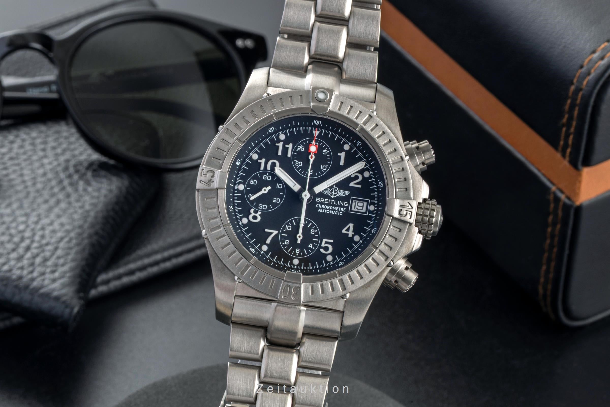 Breitling Avenger cronografo titanio automatismo orologio da uomo E13360  [2603222]