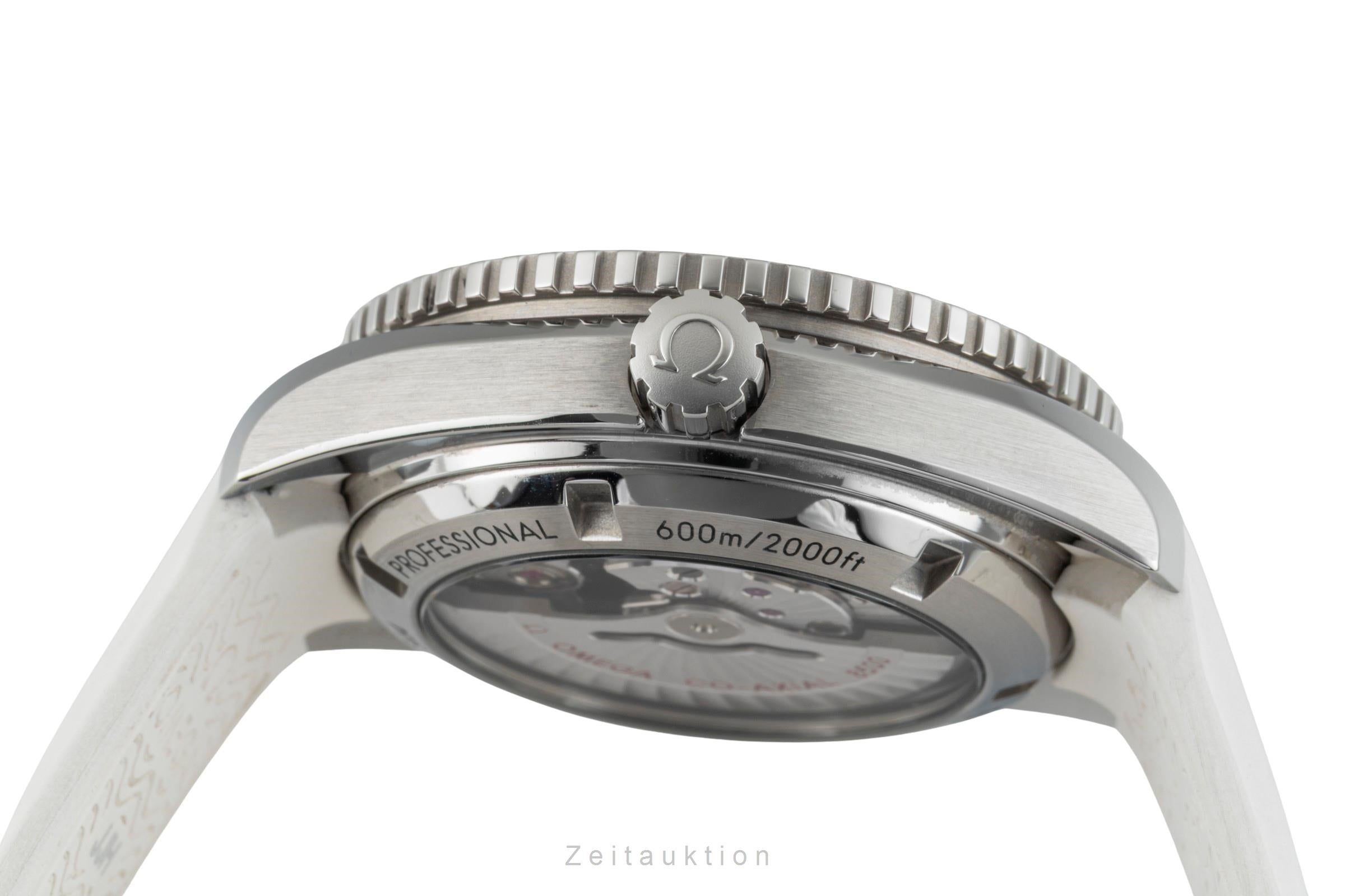 Omega Seamaster Stahl Automatik Herrenuhr Ref. 232.32.42.21.04.001 B&P 2015 [2603303]