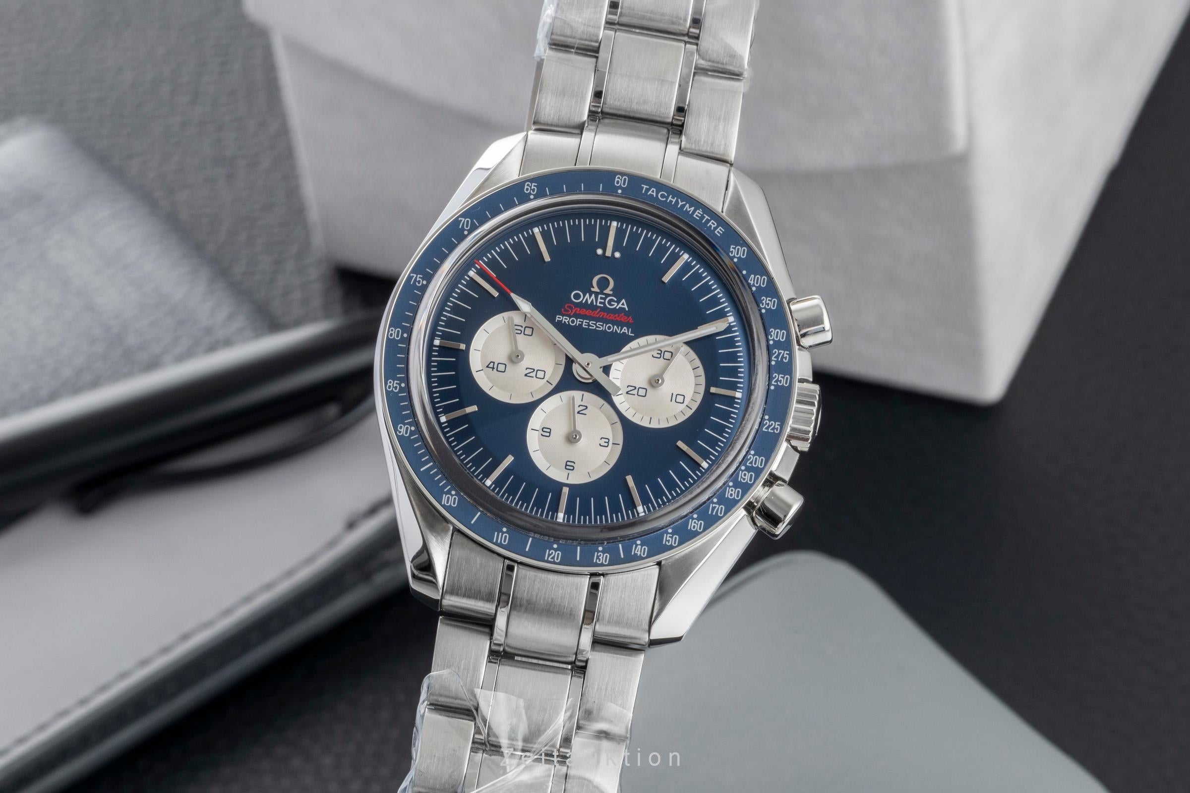 Omega Speedmaster Moonwatch Tokyo 2020 Blue Chronograph Ref. 522.30.42.30.03.001 [2603362]