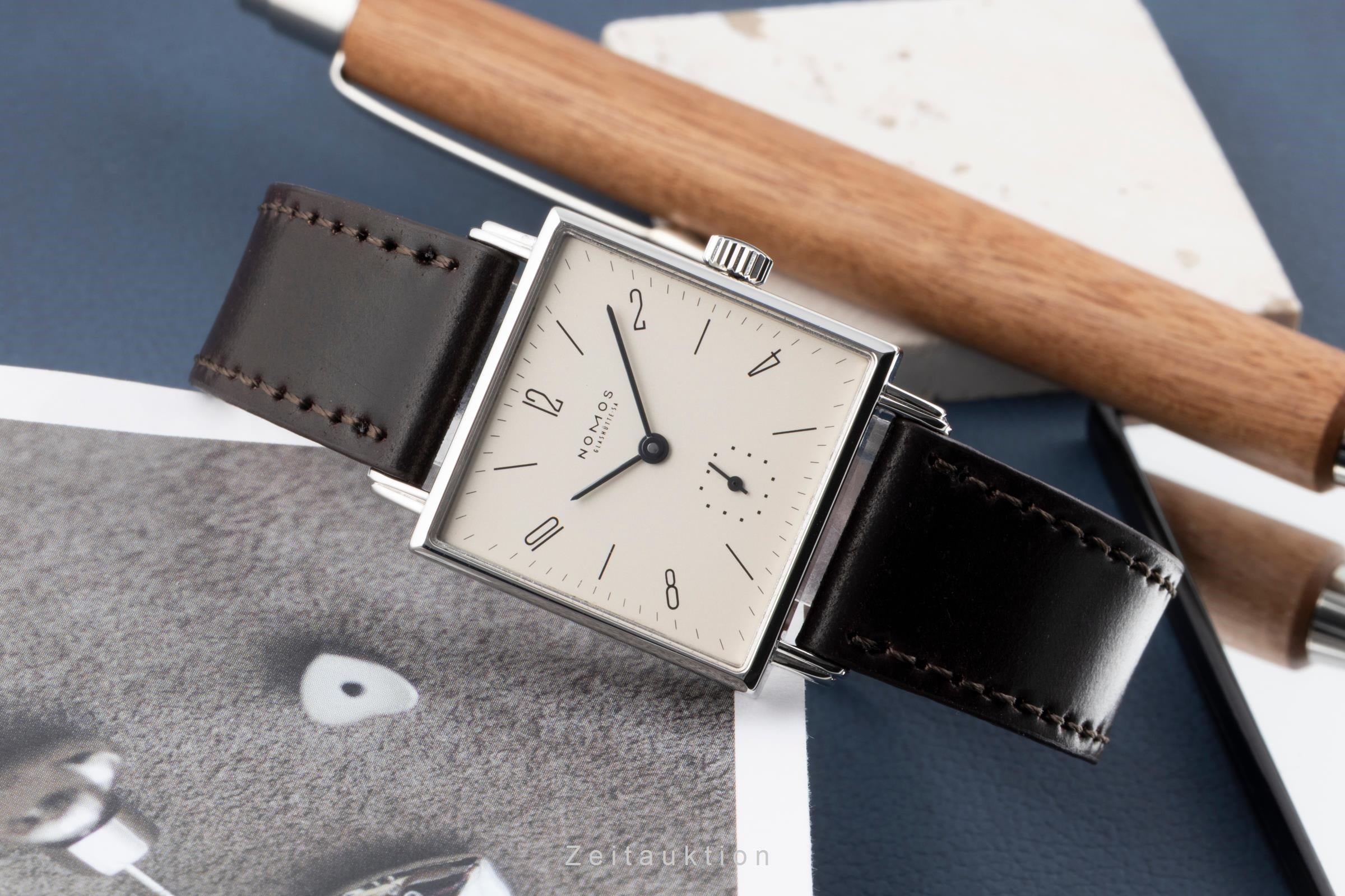 Nomos Tetra acero cuerda manual reloj para caballeros  [2603499]