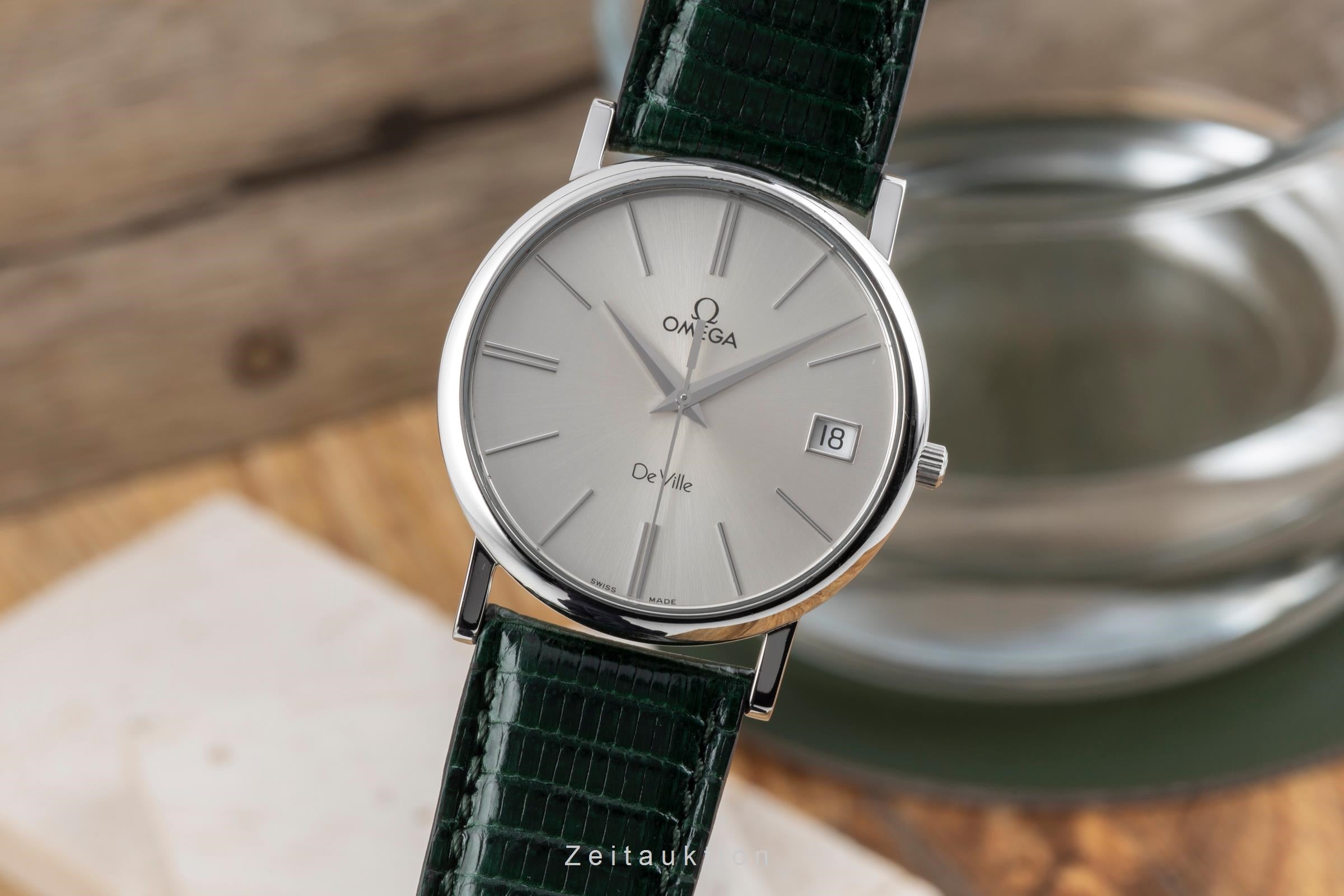 Omega de Ville Stahl Datum Herrenuhr Medium Size Ref. 196.2432 Klassiker [2603542]