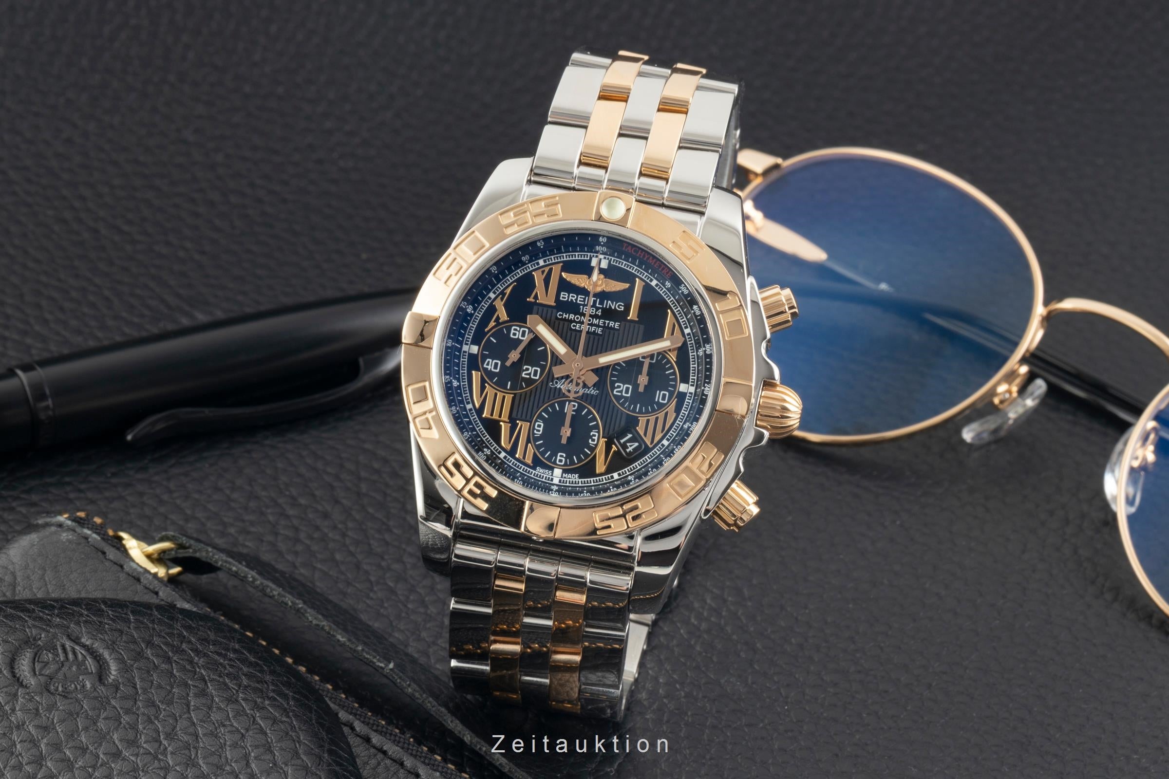 Breitling Chronomat chronographe acier / or  automatique montre pour hommes CB0110  [2603552]