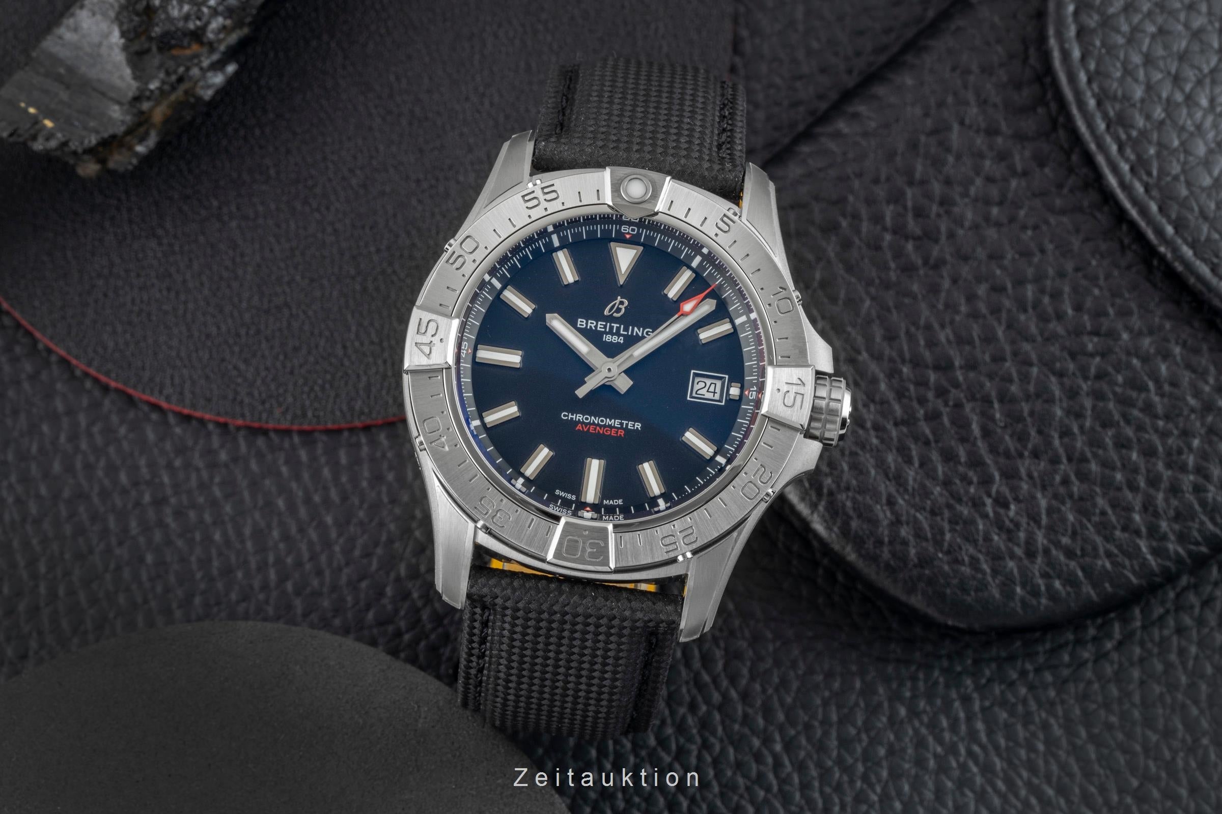 Breitling Avenger steel automatic men's watch A17328101B1X1 LP: 5000EUR  [2603616]