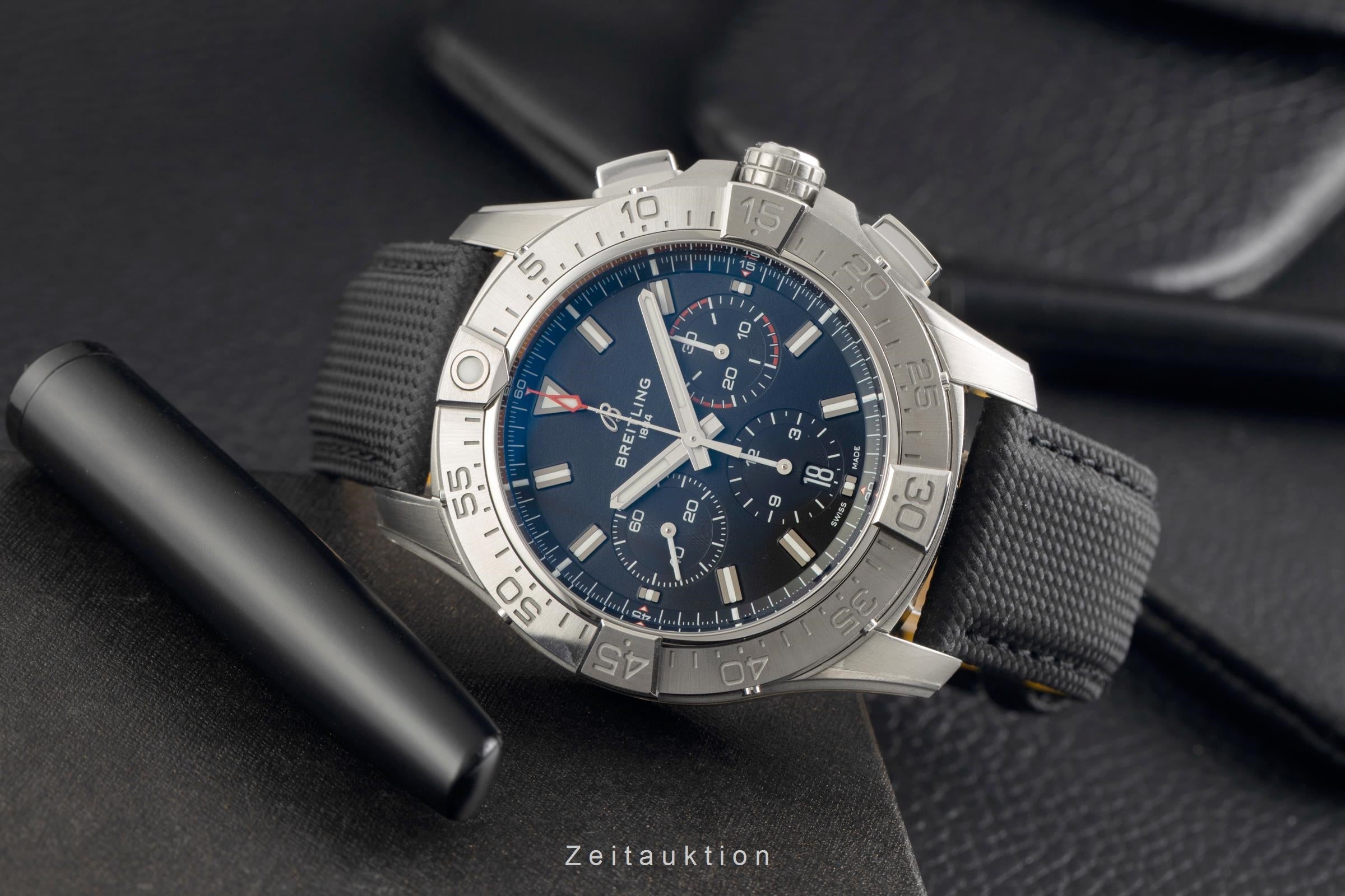Breitling Avenger chronograph steel automatic men's watch AB0147101B1X1 LP: 7050EUR  [2603617]