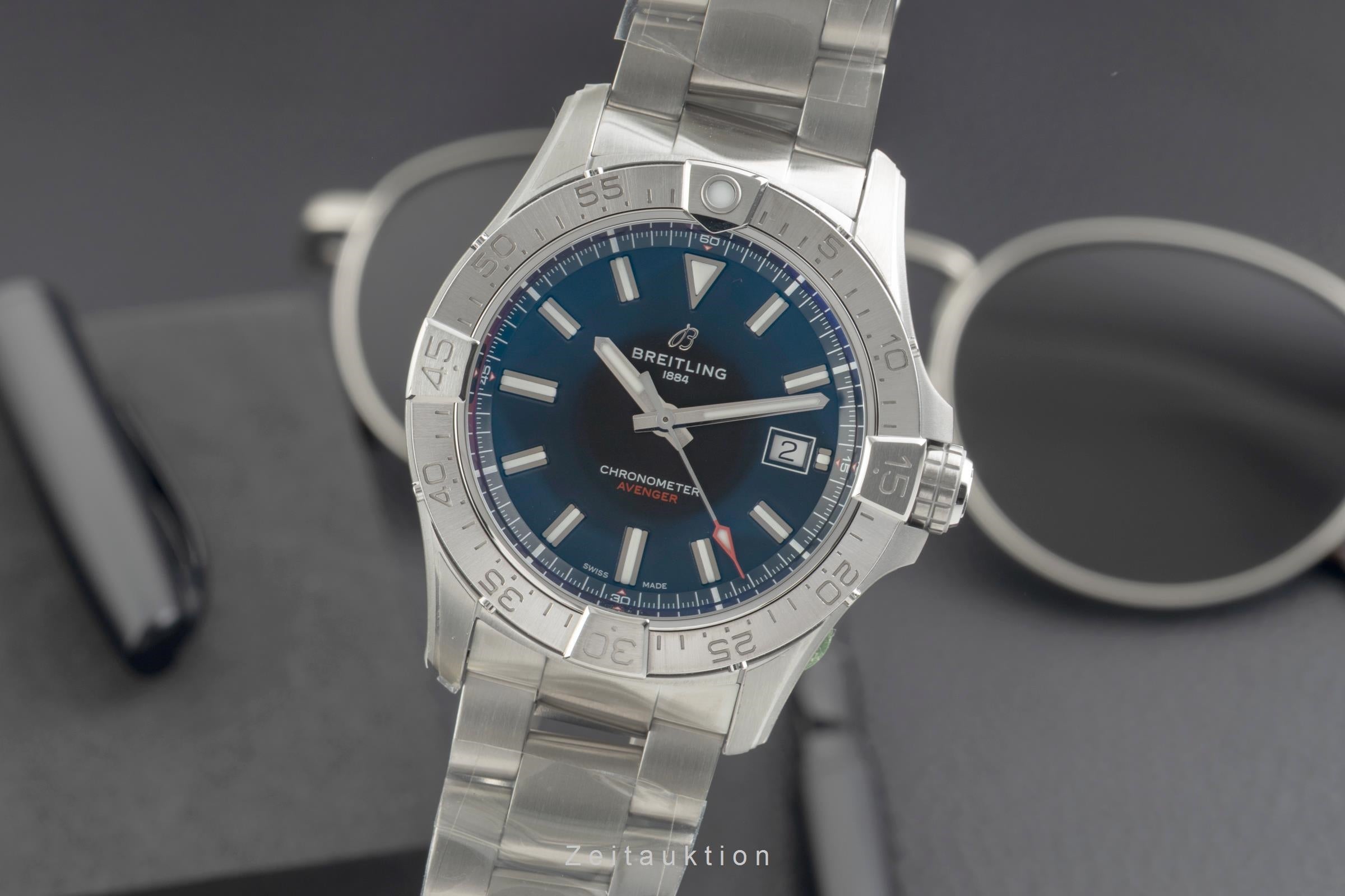 Breitling Avenger steel automatic men's watch A17328101B1A1 LP: 5300EUR  [2603618]