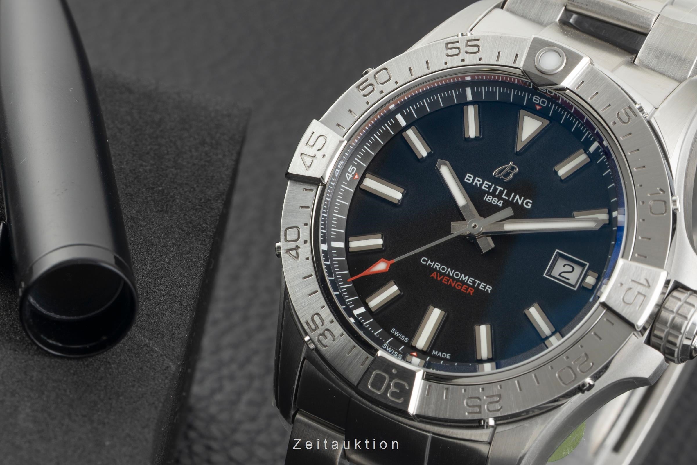 Breitling Avenger steel automatic men's watch A17328101B1A1 LP: 5300EUR  [2603618]