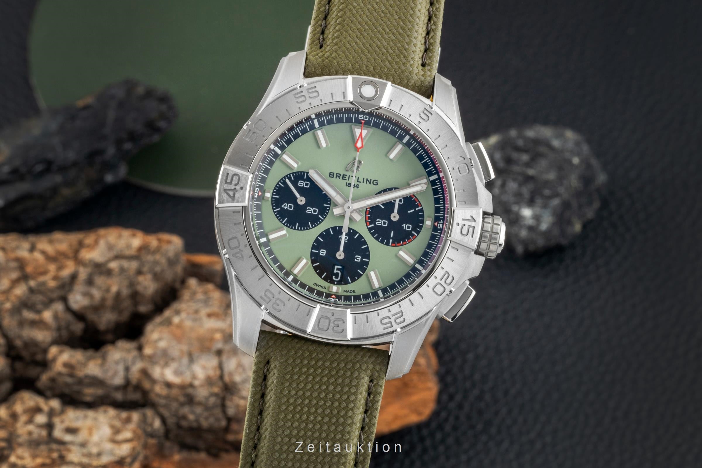 Breitling Avenger B01 Chronograph 44 Edelstahl Ref. AB0147101L1X1 NP: 7050,- € [2603626]