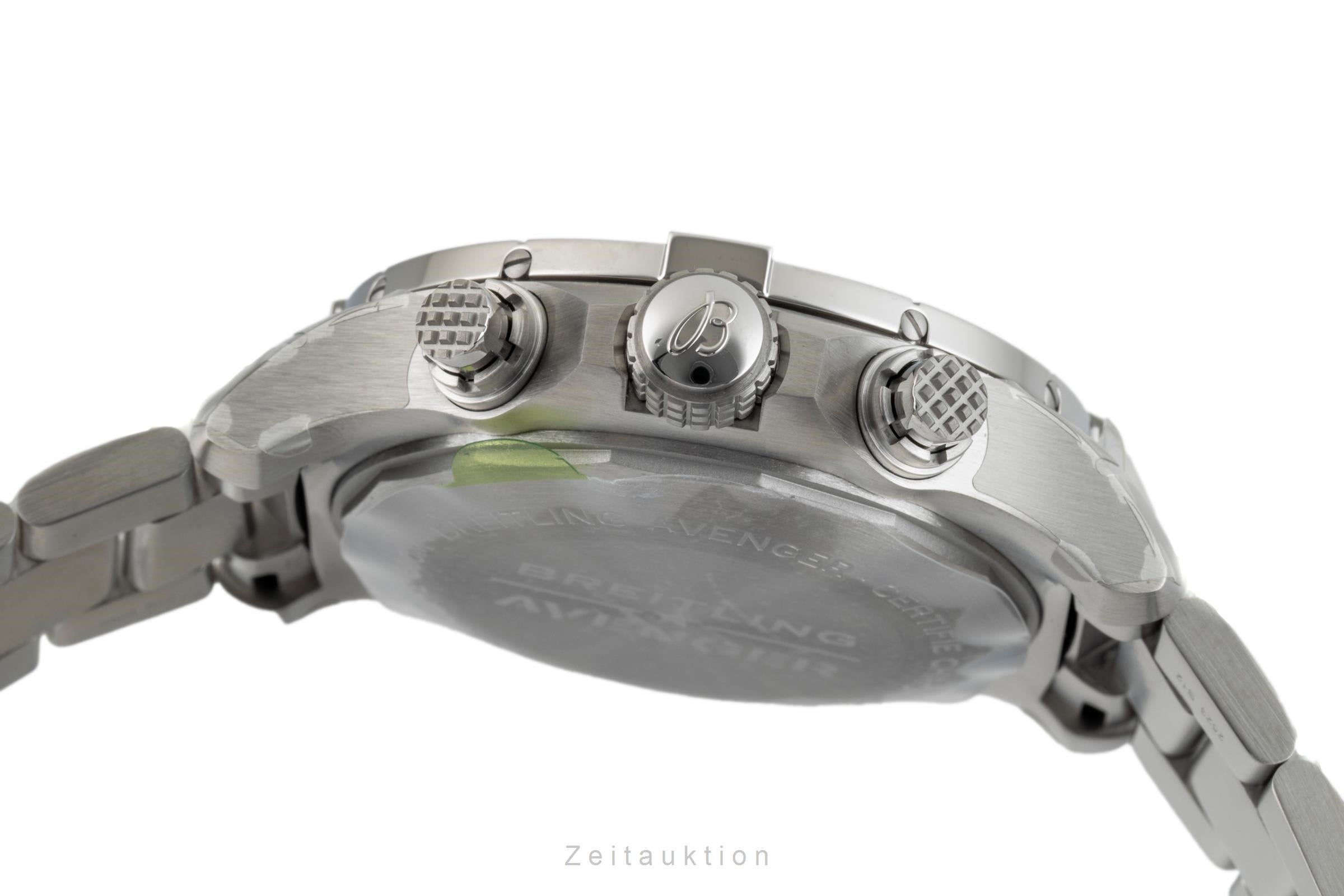 Breitling Avenger chronograph steel automatic men's watch A24315101C1A1 LP: 7400EUR  [2603640]