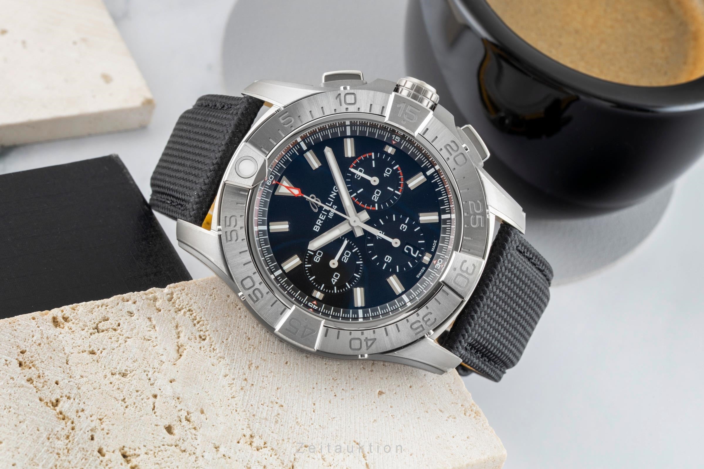 Breitling Avenger cronógrafo titanio automático reloj para caballeros EB0148101B1X1 LP: 9350EUR  [2603645]