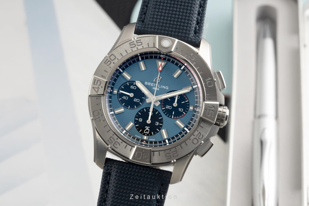 Breitling Avenger cronografo titanio automatismo orologio da uomo EB0148101C1X1 LP: 9350EUR  [2603652]