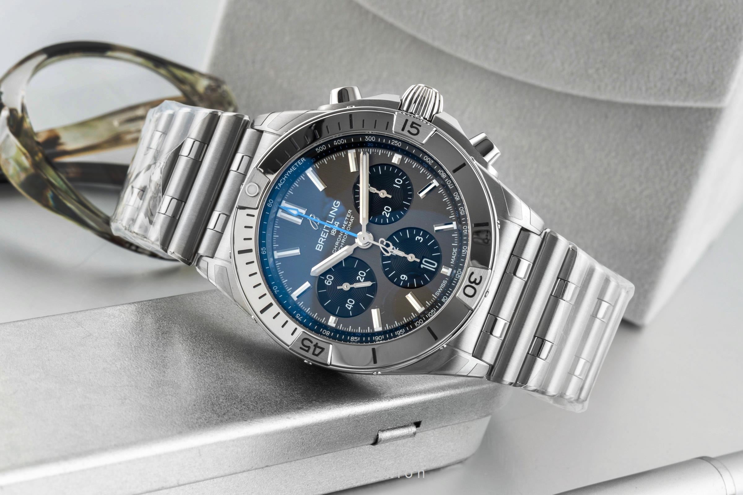 Breitling Chronomat chronograph titanium automatic men's watch EB0134101M1E1 LP: 12750EUR  [2603655]