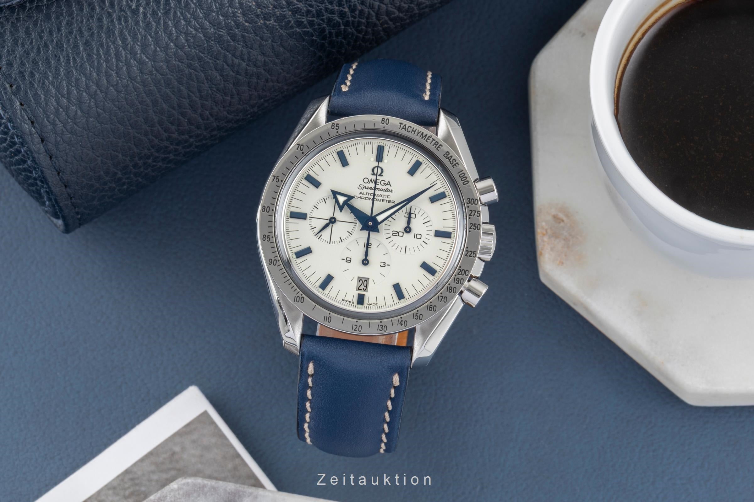 Omega Speedmaster chronographe acier automatique montre pour hommes 3851.20.00  [2603746]