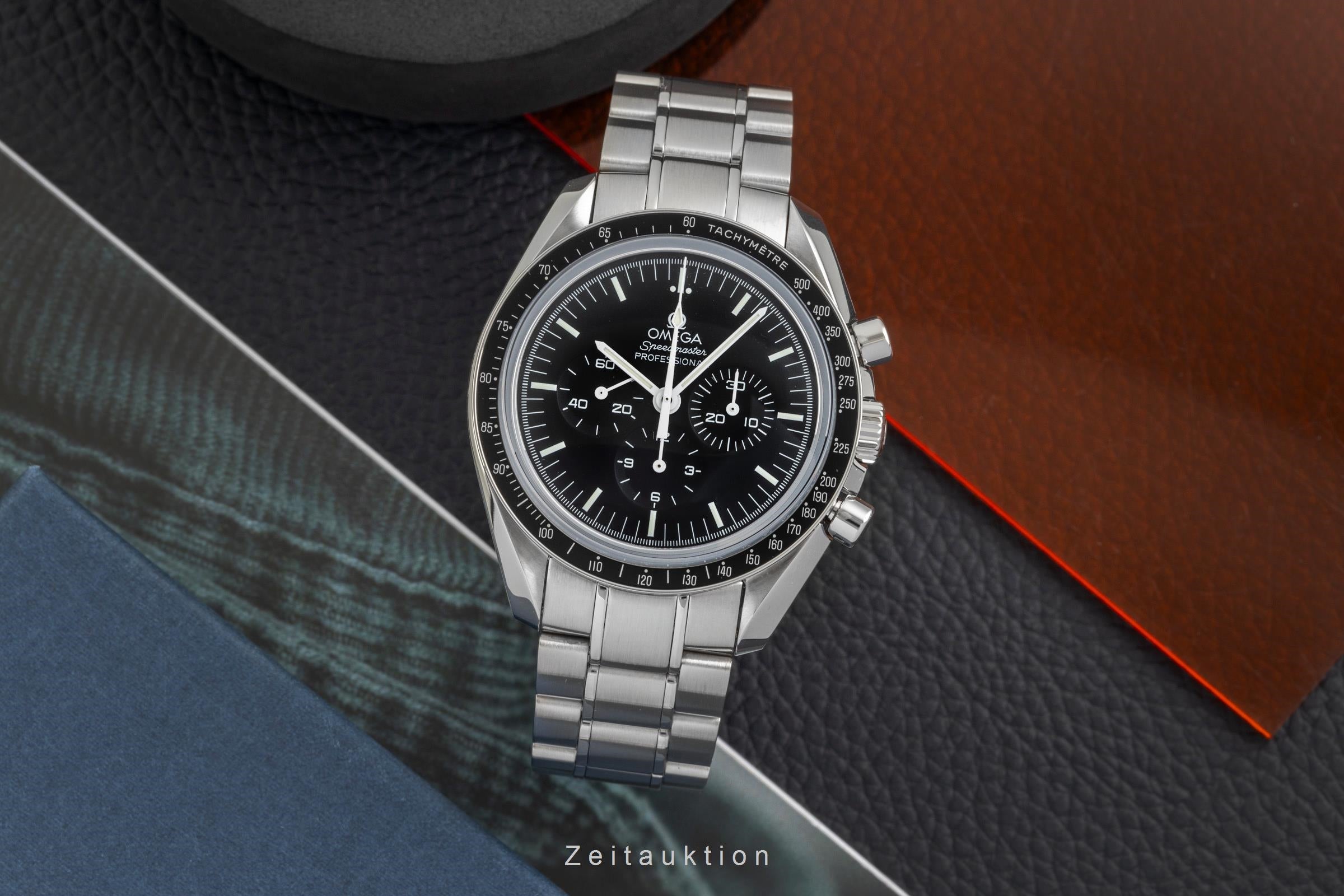 Omega Speedmaster Moonwatch chronograph steel manual winding men's watch 311.33.42.30.01.002 LP: 8700EUR  [2603785]