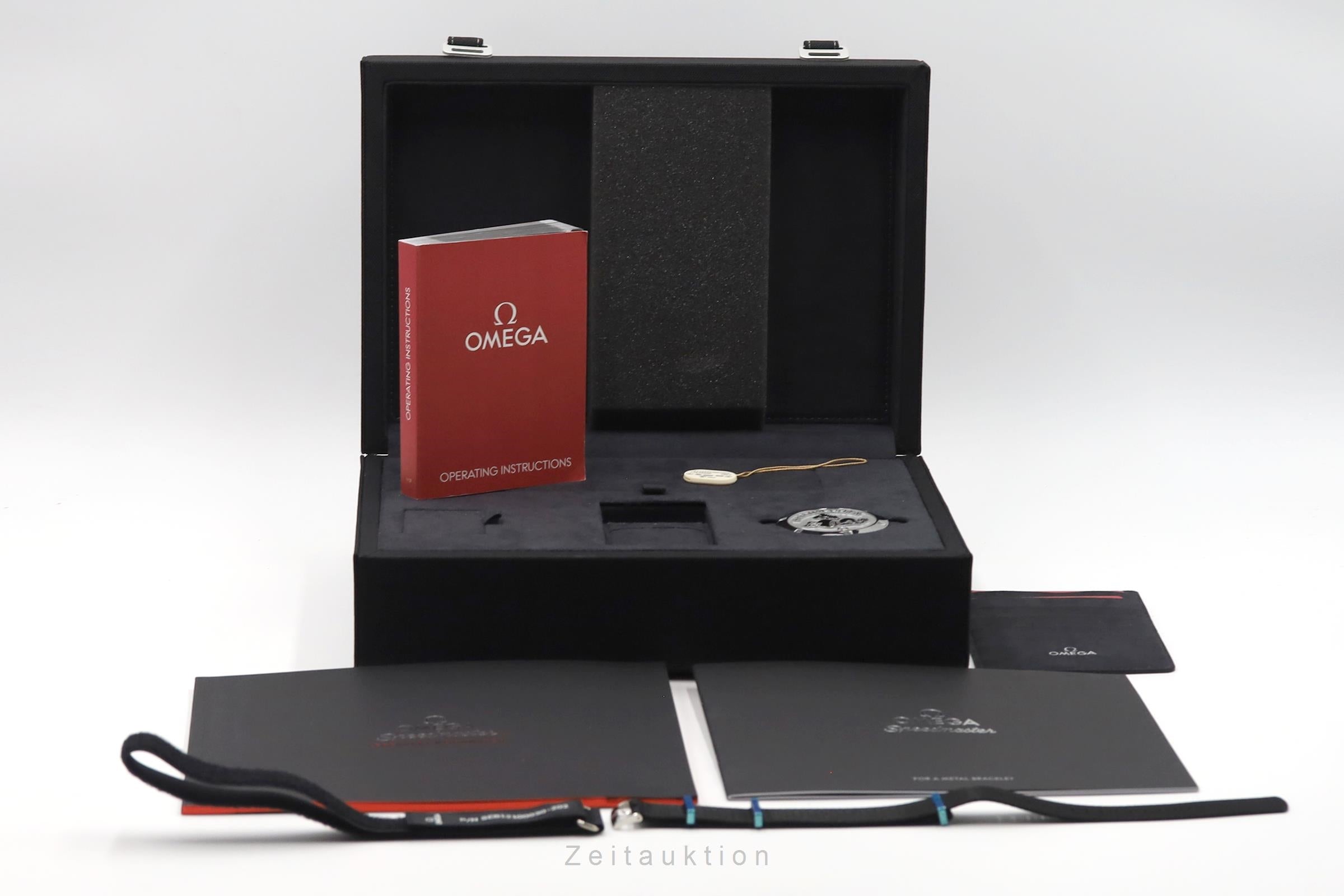 Omega Speedmaster Moonwatch chronograph steel manual winding men's watch 311.33.42.30.01.002 LP: 8700EUR  [2603785]