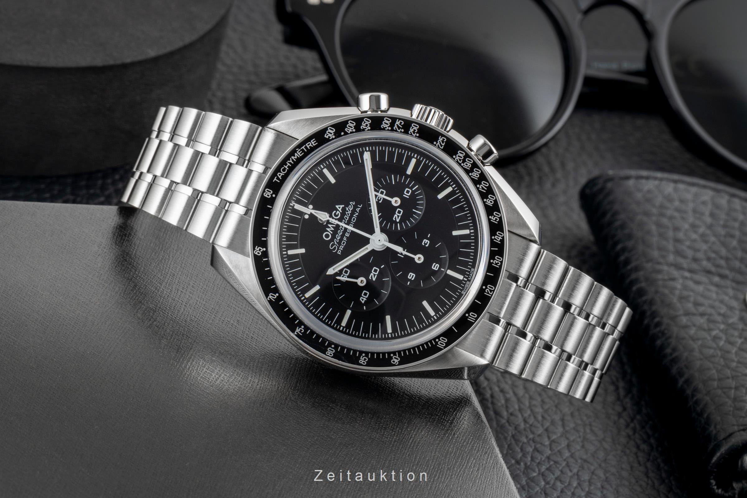 Omega Speedmaster Moonwatch Chronograph Ref. 310.30.42.50.01.002 B&P 2025 [2603796]