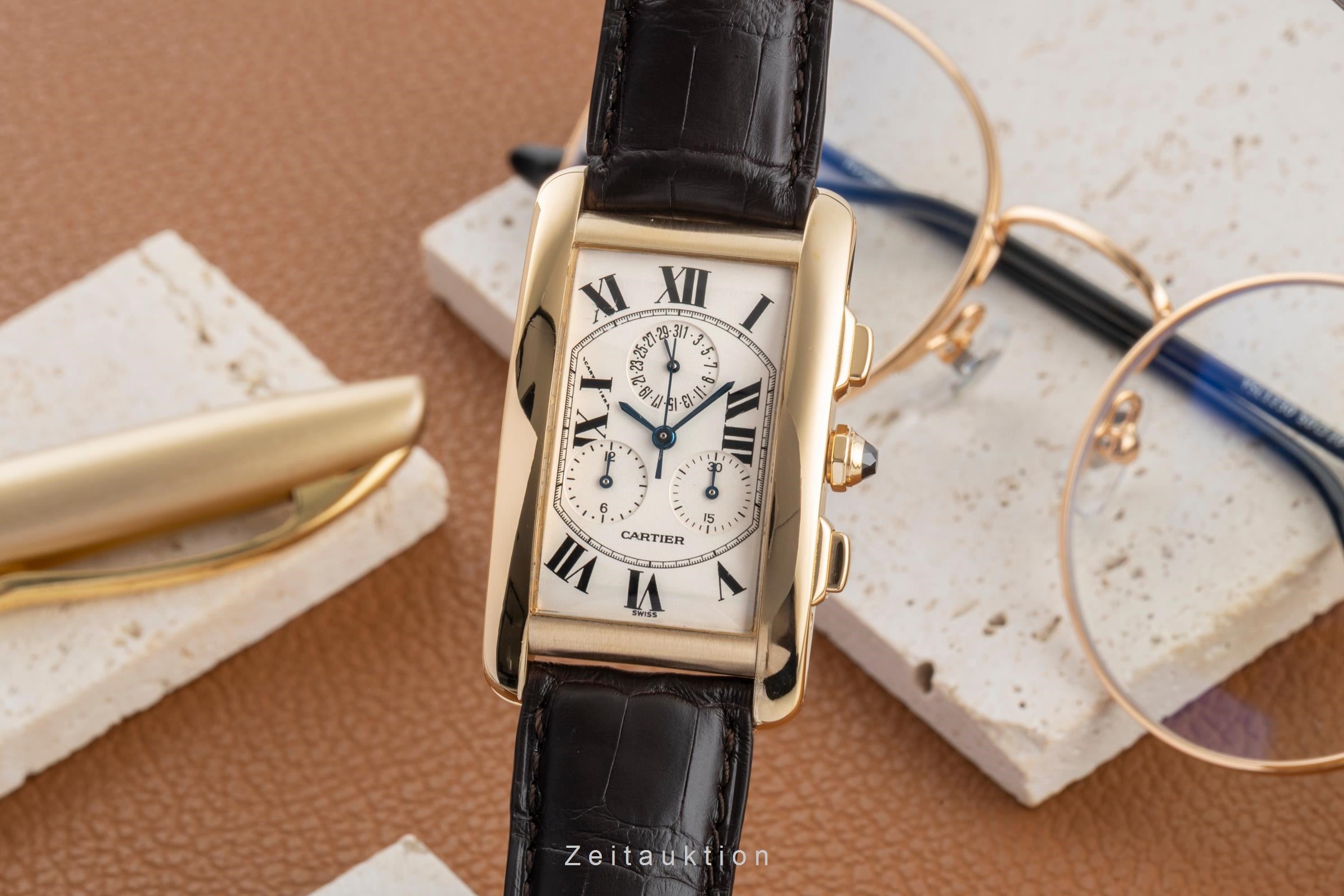 Cartier Tank Américaine cronógrafo oro de 18 quilates cuarzo reloj para caballeros W2601156  [2603835]
