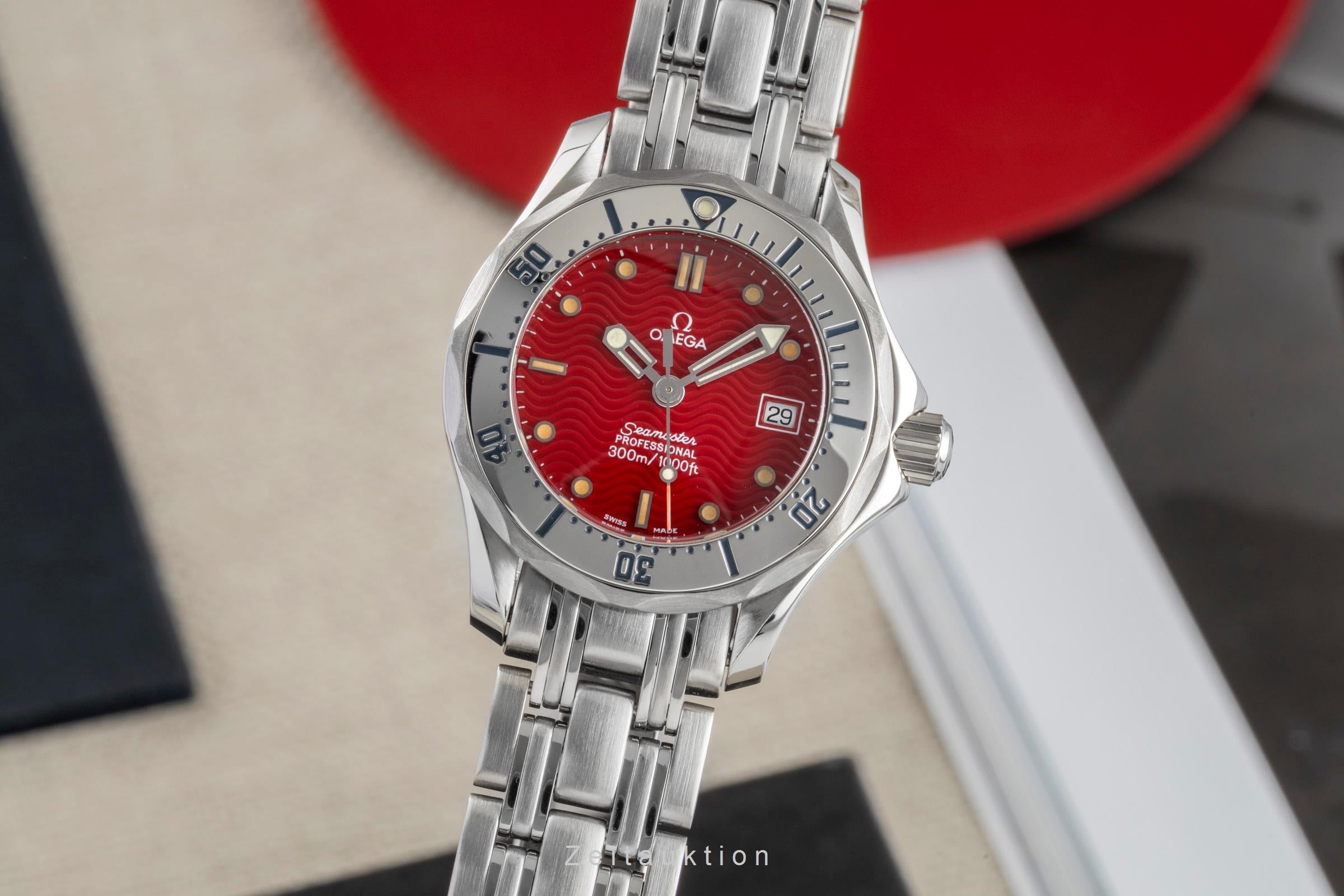 Omega Seamaster Professional 300M Red Dial Stahl Quarz Ref. 2582.61.00 [2603836]