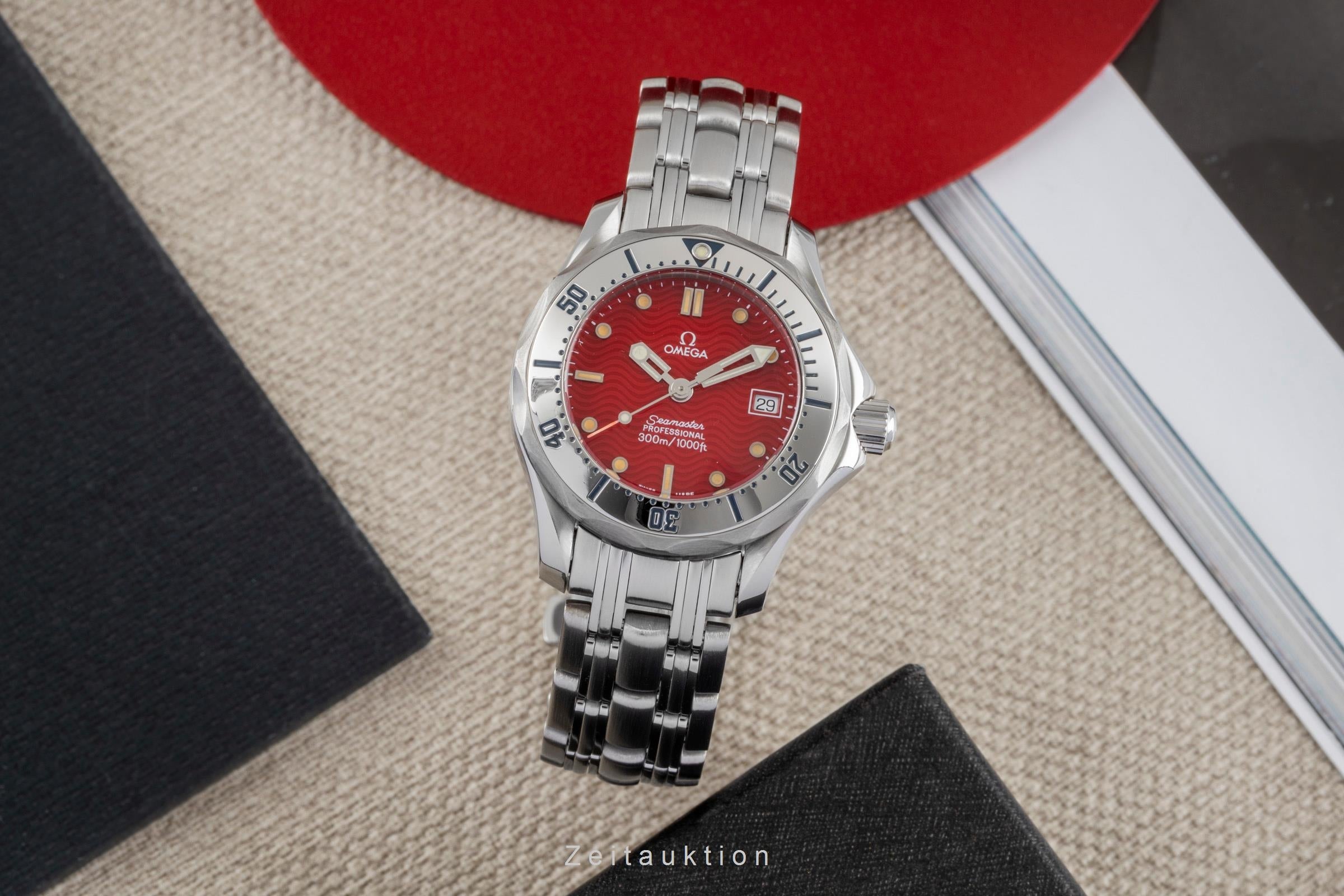 Omega Seamaster Professional 300M Red Dial Stahl Quarz Ref. 2582.61.00 [2603836]