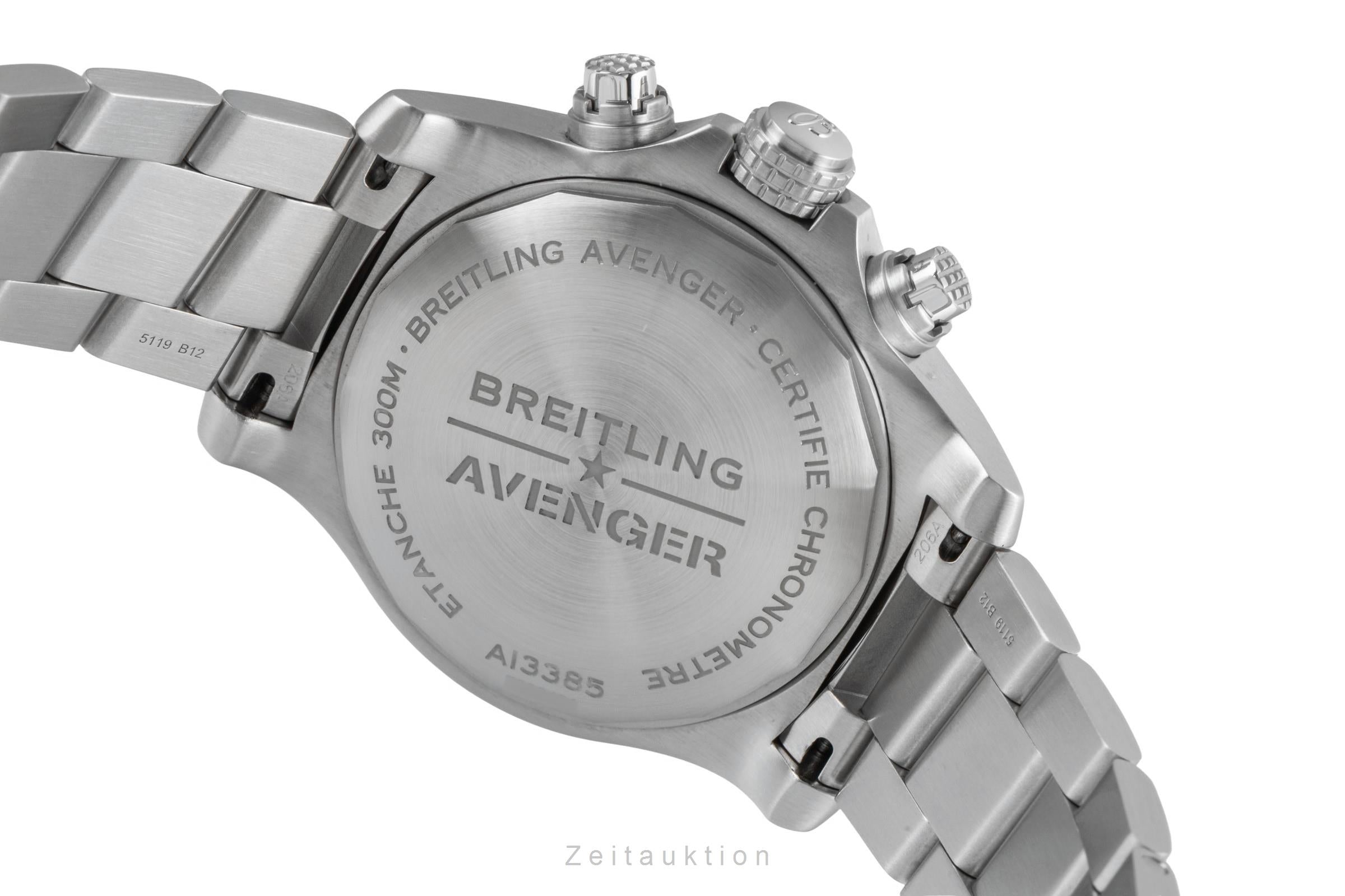 Breitling Avenger Chronograph Stahl Automatik Herrenuhr Ref. A13385101B1A1 B&P [2603838]